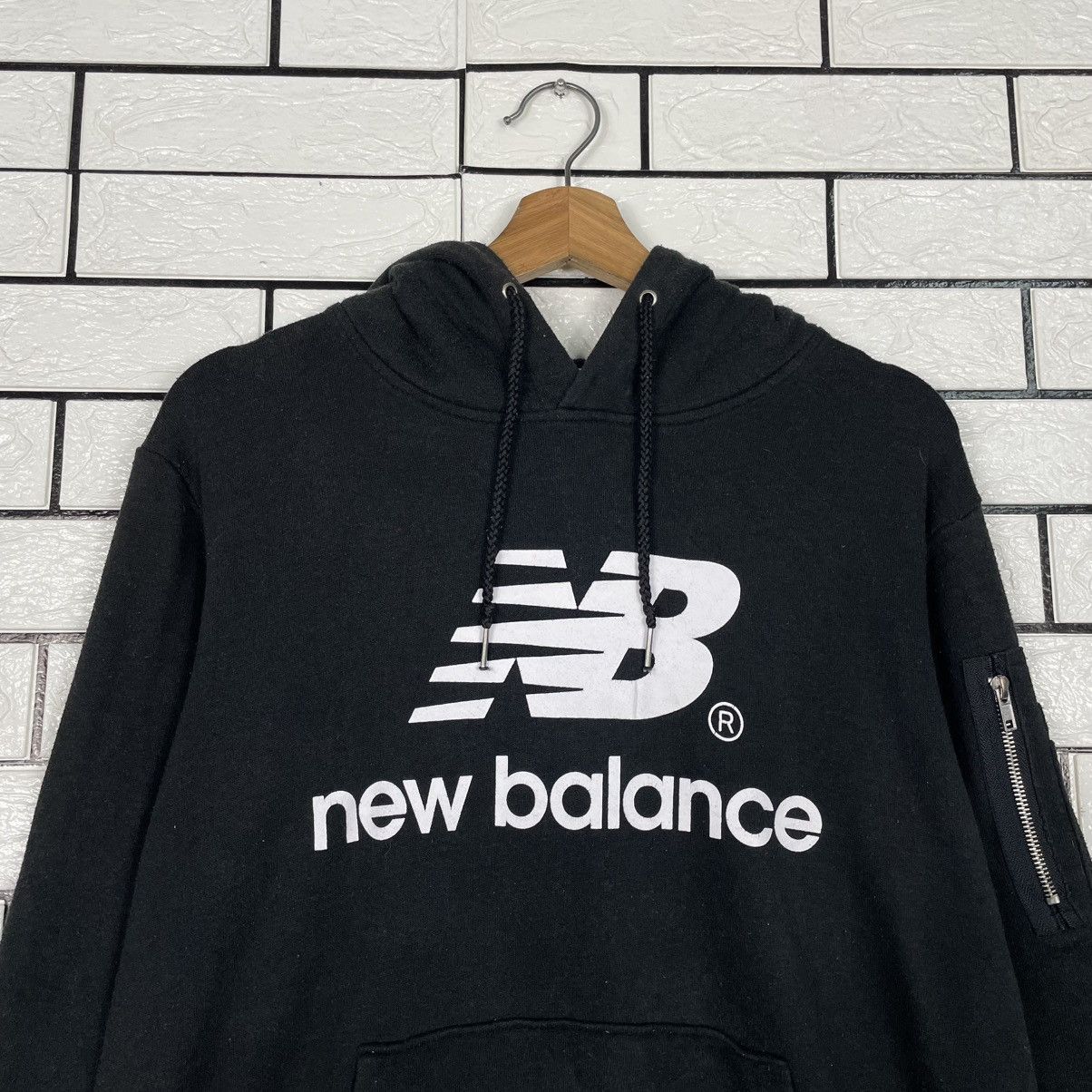 New Balance New Balance Big Logo Hoodie Size US M / EU 48-50 / 2 - 11 Thumbnail