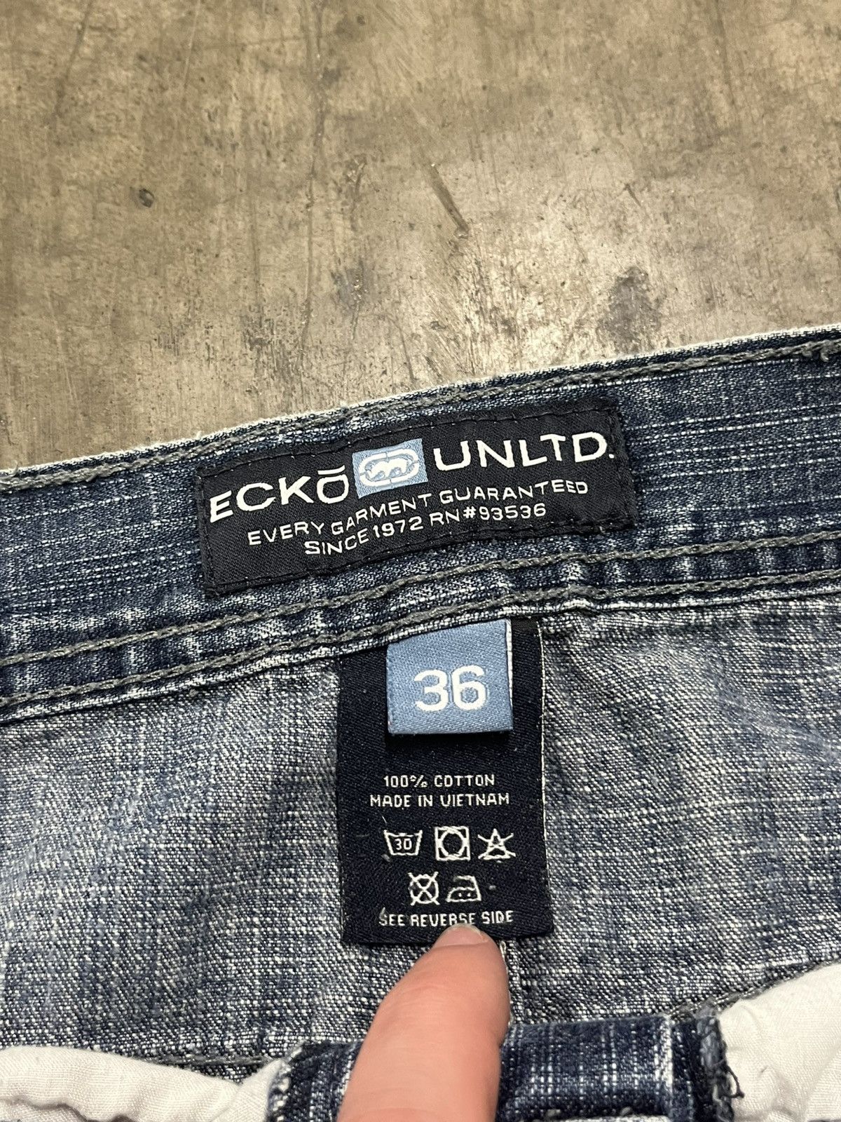 Ecko Unltd. × Vintage Y2K baggy fit jorts Ecko vintage streetwear hype rare skater Size US 36 / EU 52 - 10 Thumbnail
