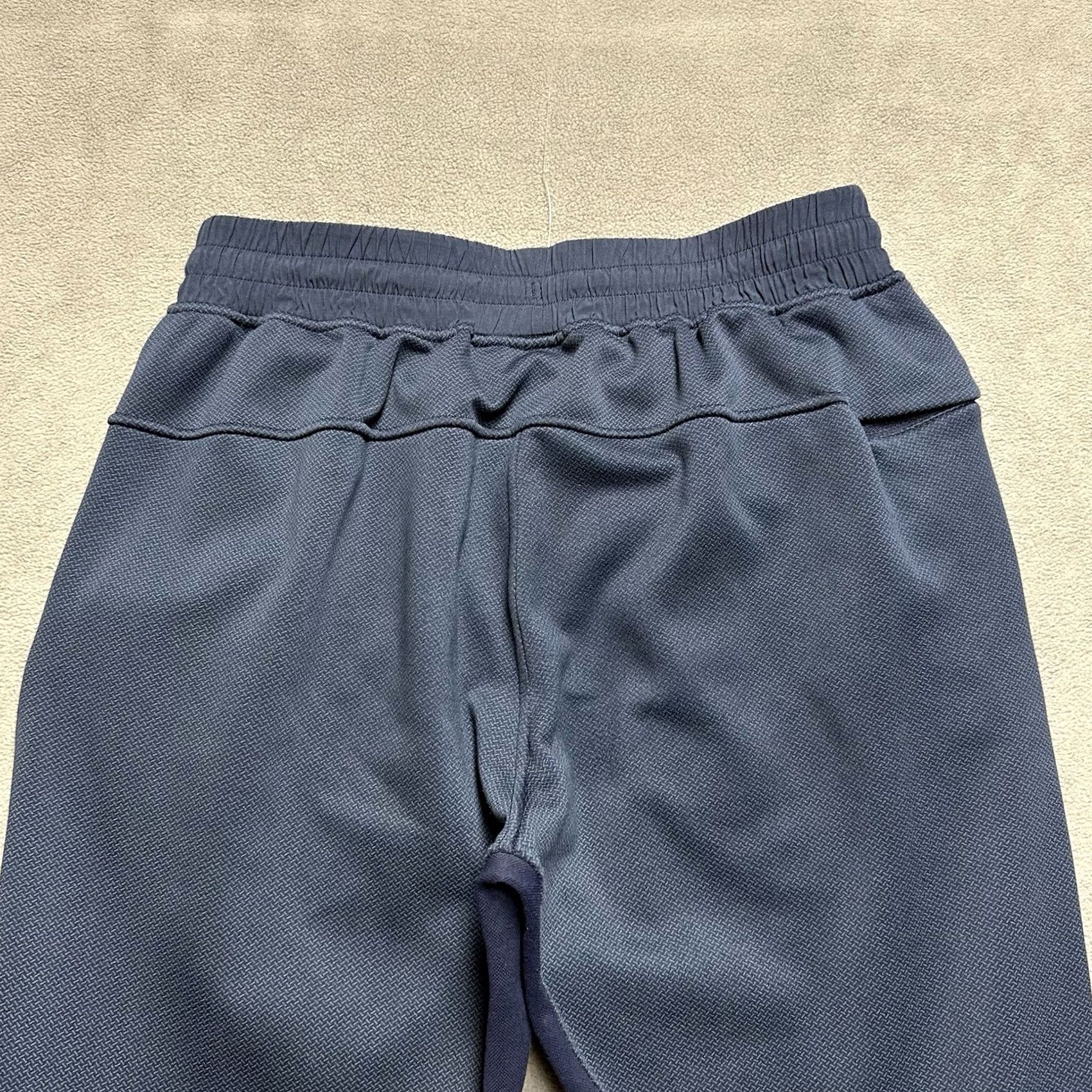 Lululemon Lululemon Pants Mens Small Navy Blue Grid Tech Drawstring Jogger Active LM5577S Size US 29 - 4 Thumbnail