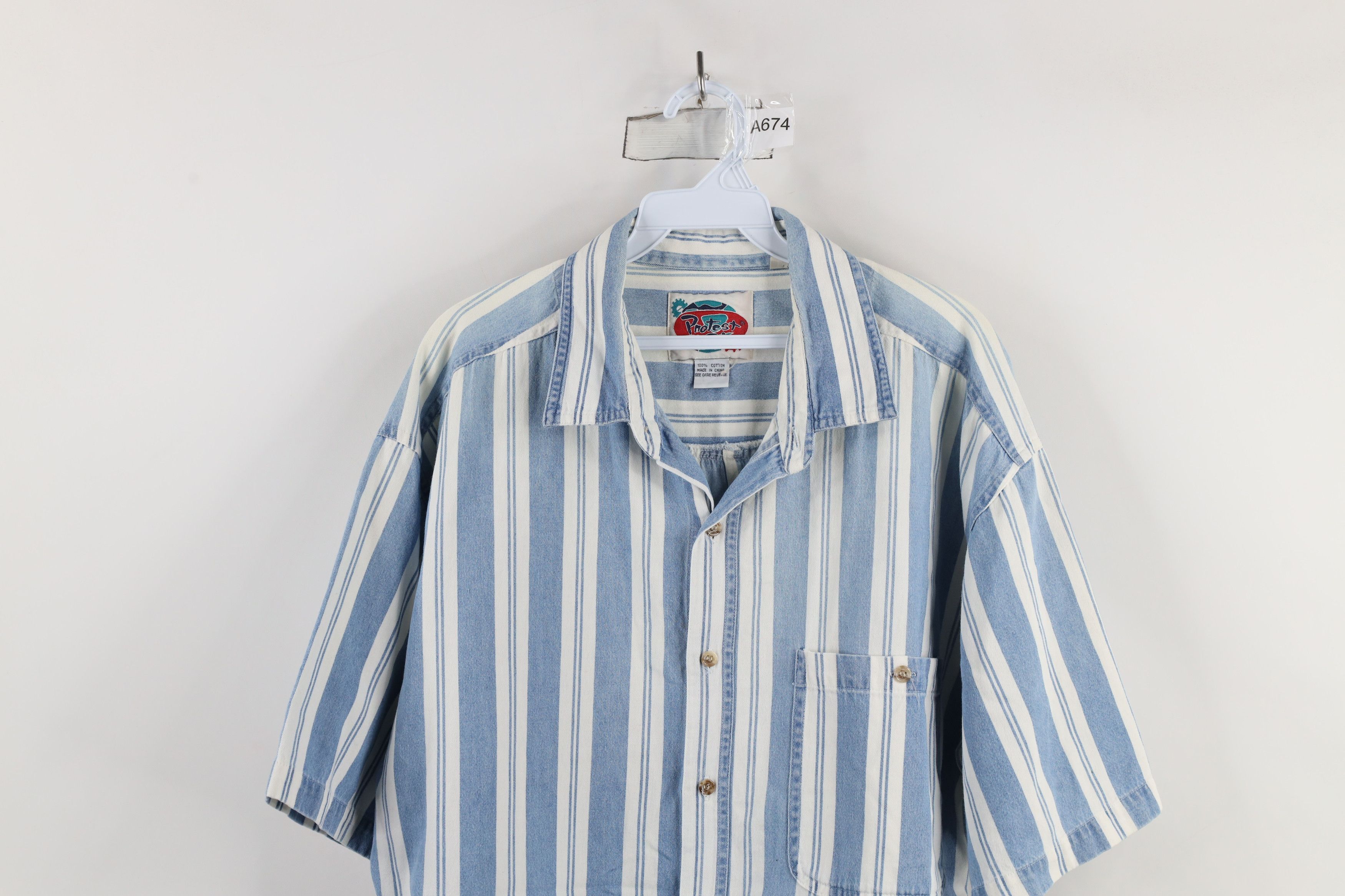 Vintage Vintage 90s Streetwear Baggy Fit Short Sleeve Button Shirt Size US L / EU 52-54 / 3 - 2 Thumbnail