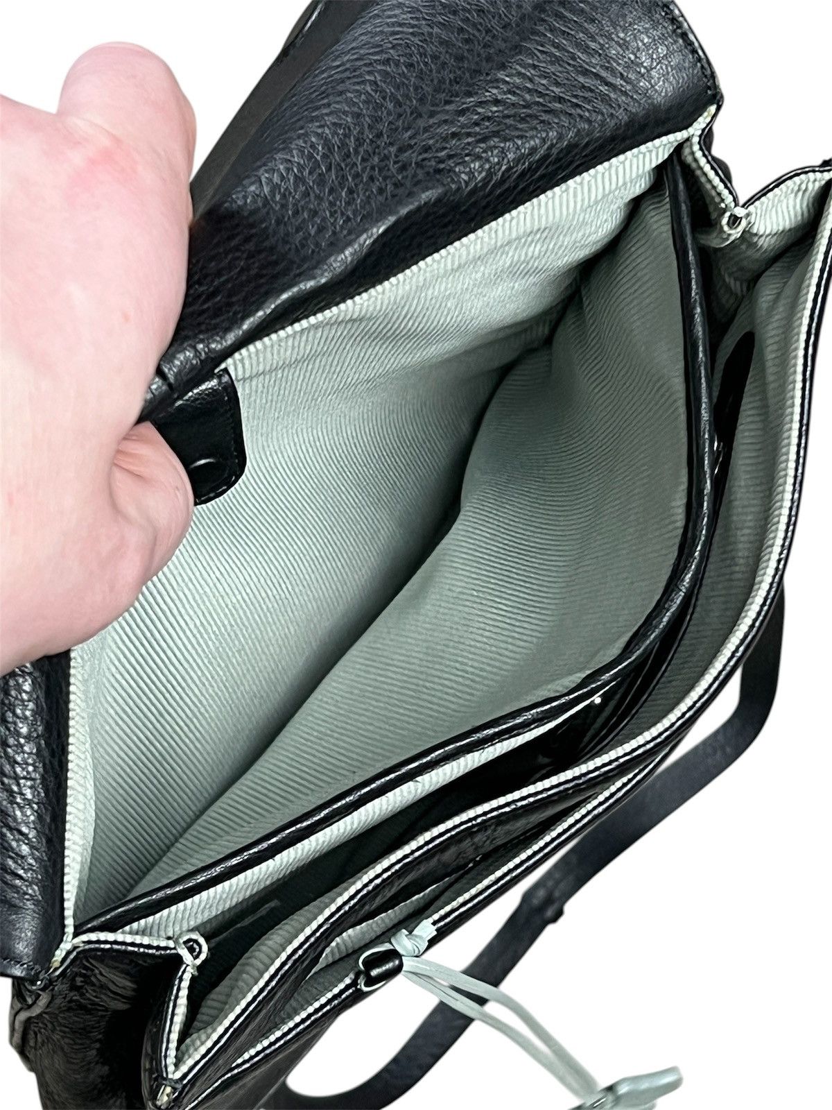 Other Radley London Black Pebble Leather Messenger Crossbody Bag Size ONE SIZE - 6 Thumbnail