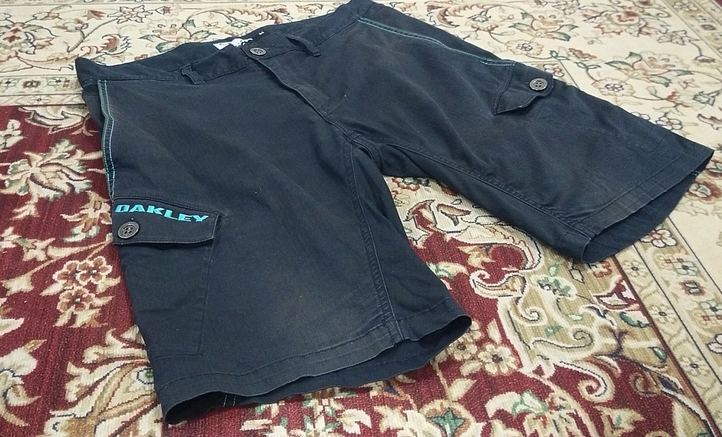 Oakley Final Drop Oakley Short Size 34inchs Size US 34 / EU 50 - 13 Thumbnail