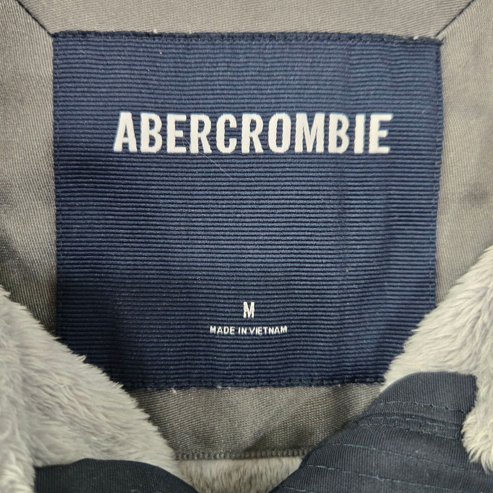Abercrombie & Fitch Abercrombie Gray Fleece Full Zip Jacket Size Medium Size M / US 6-8 / IT 42-44 - 4 Thumbnail