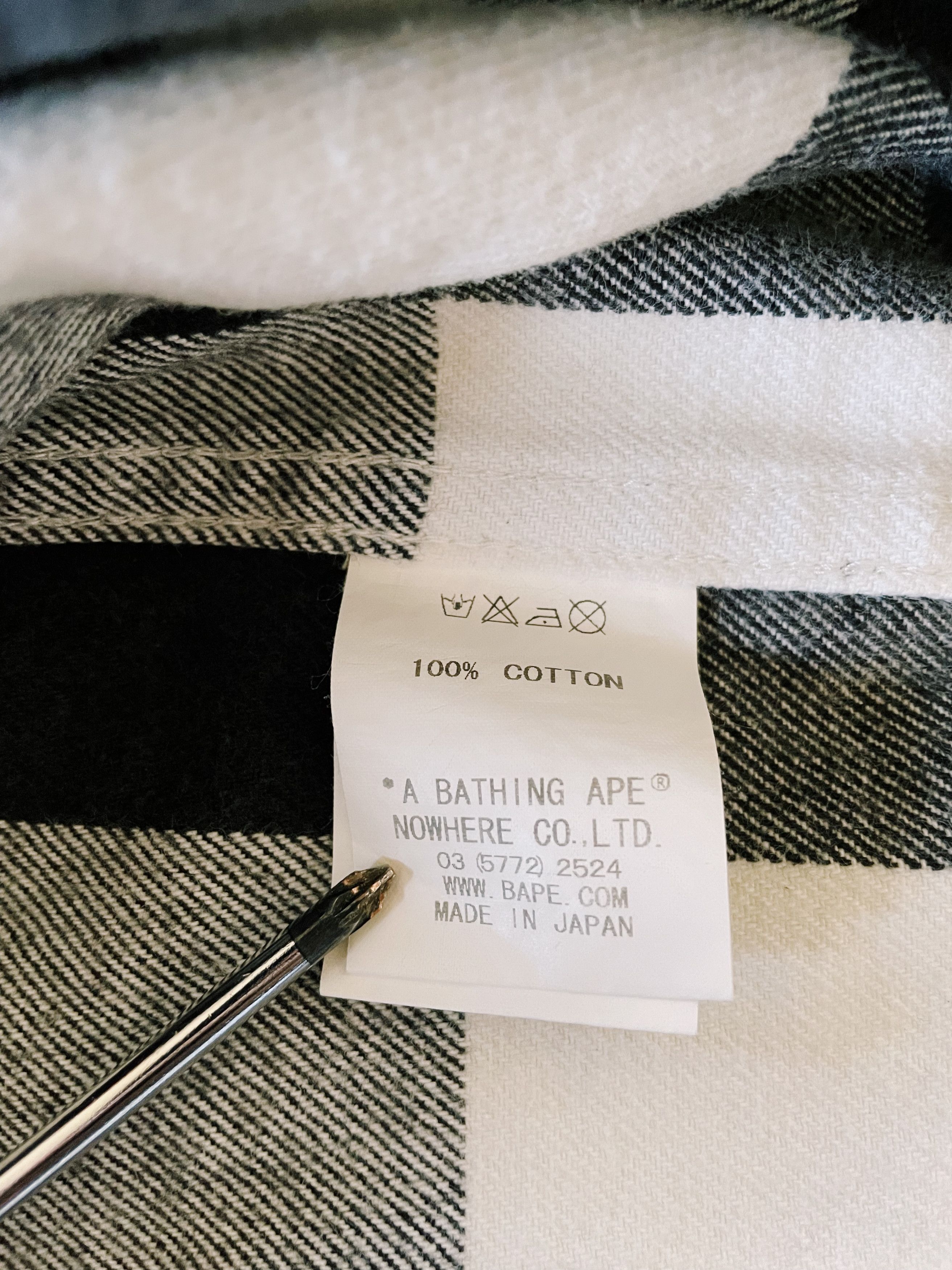 Bape × Nigo × Vintage Vintage Y2K Bape A Bathing Ape Checkered Heavy Cotton Shirt Size US L / EU 52-54 / 3 - 4 Thumbnail
