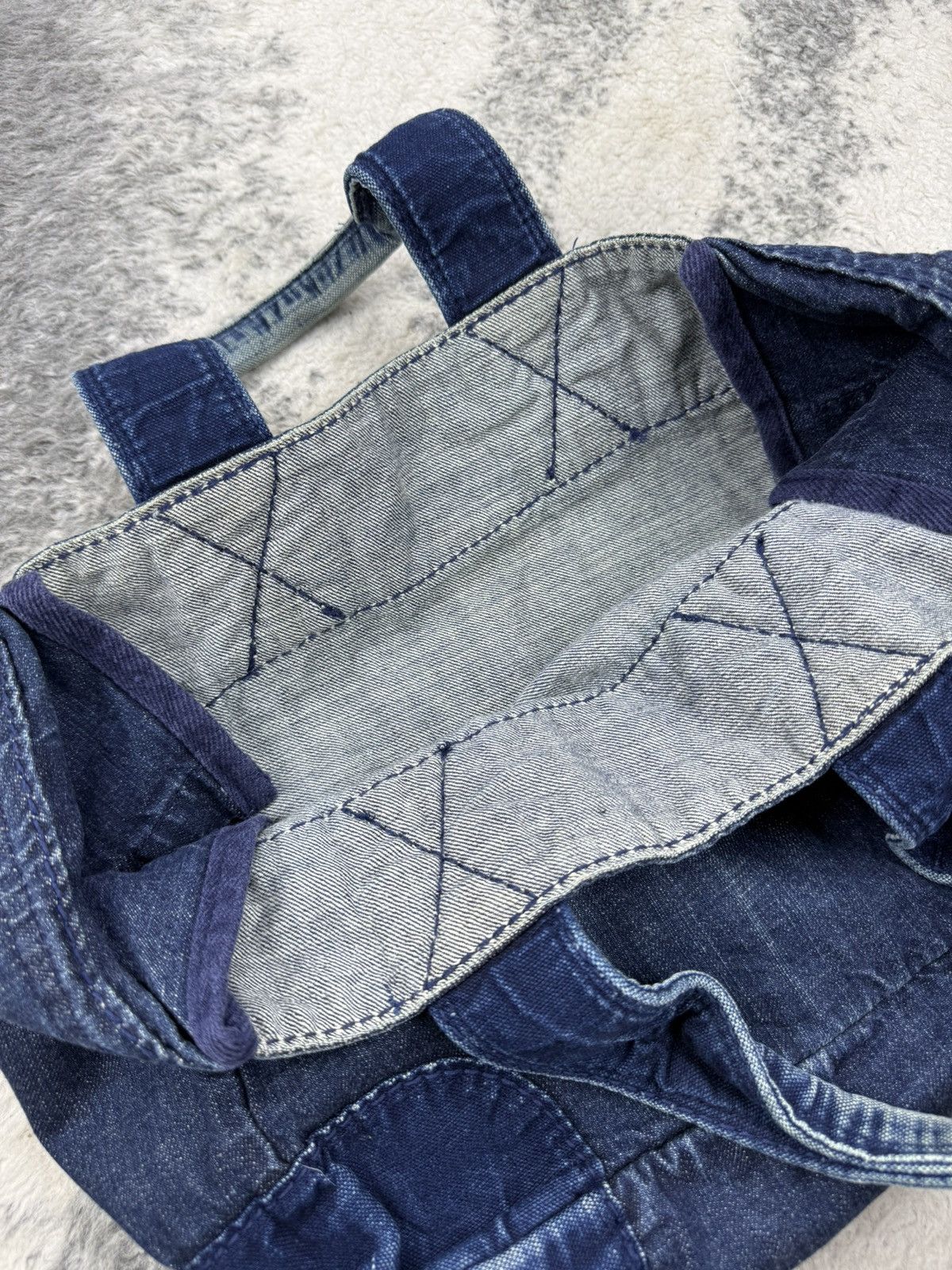 45rpm × Indigo × Japanese Brand 🔥RARE🔥 R by 45rpm Boro Indigo Denim Totebag Size ONE SIZE - 12 Thumbnail