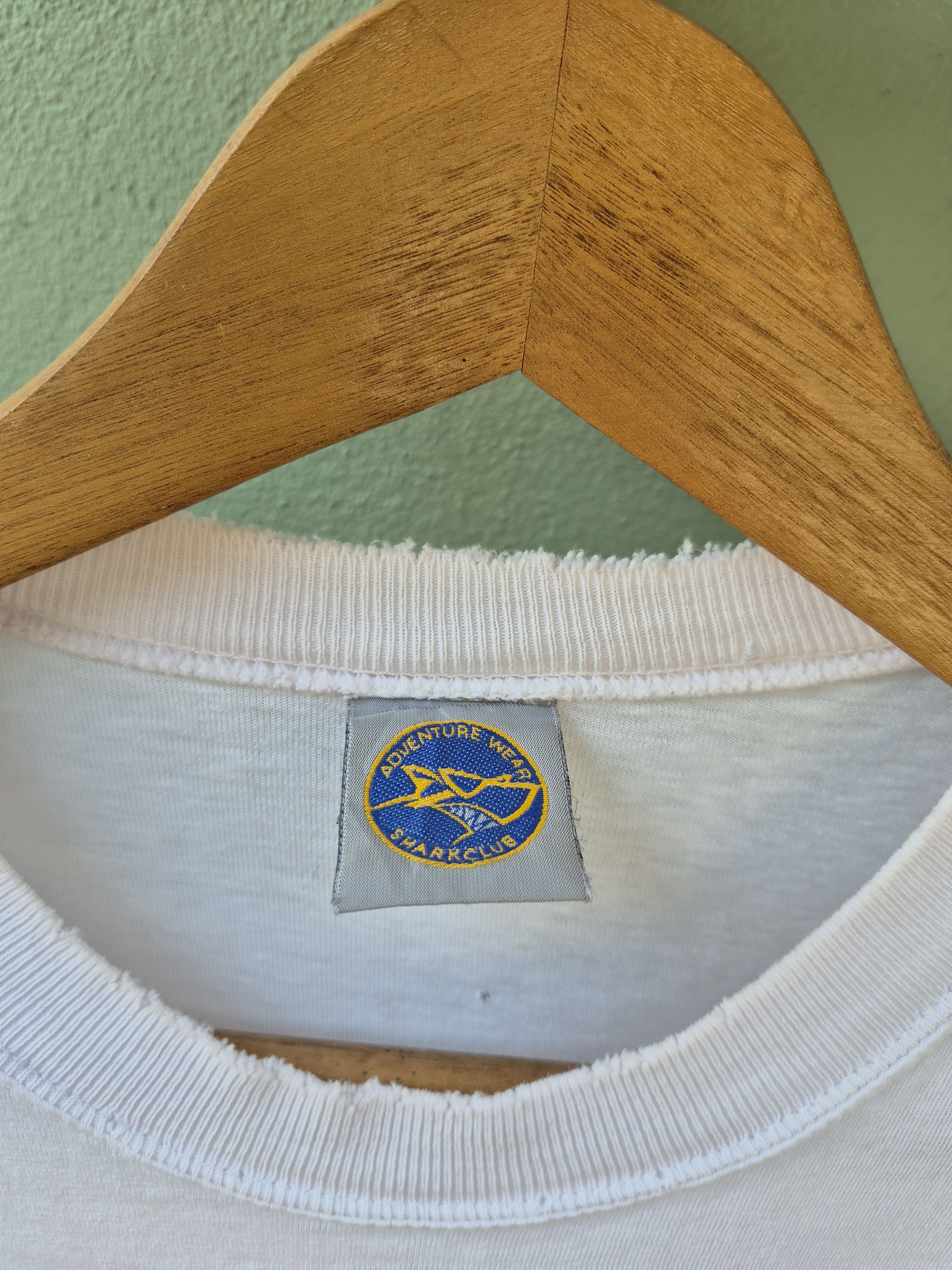 Vintage 🔥Vintage 90s Shark Club Surf Skate Tees Size US M / EU 48-50 / 2 - 7 Thumbnail