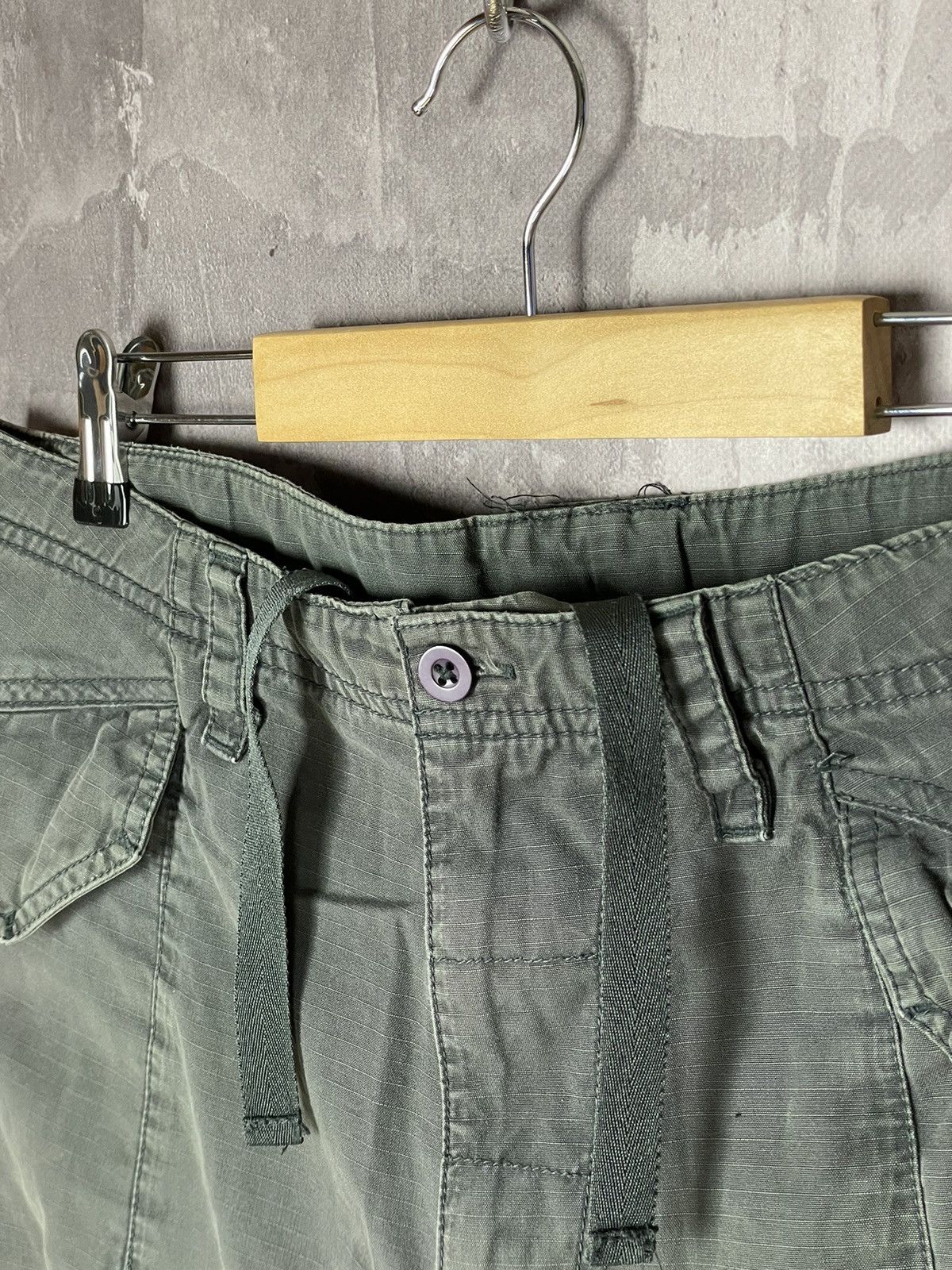 Japanese Brand × Nike × Vintage Nike Cargo vintage shorts Y2K Size US 32 / EU 48 - 6 Thumbnail