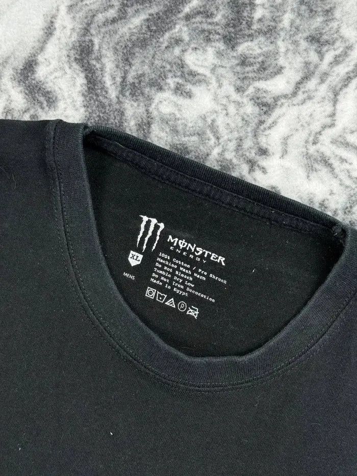 Vintage Vintage Monster Energy Big Logo T-Shirt Y2K Size US XL / EU 56 / 4 - 3 Thumbnail