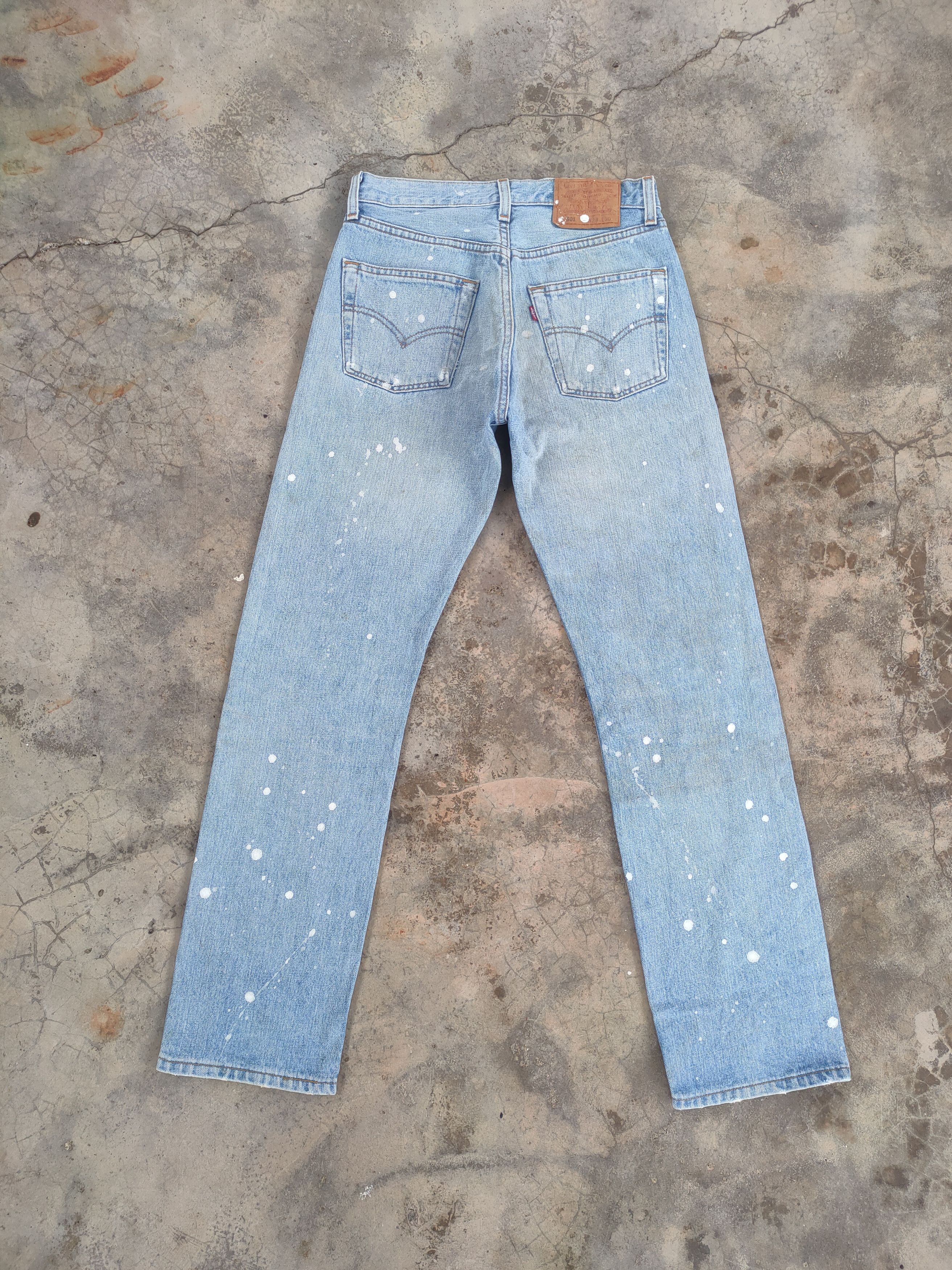 Levi's Vintage Clothing W28 VINTAGE LEVI'S 501 00' PAINT FADED JEANS DENIM PANTS Size US 28 / EU 44 - 12 Thumbnail
