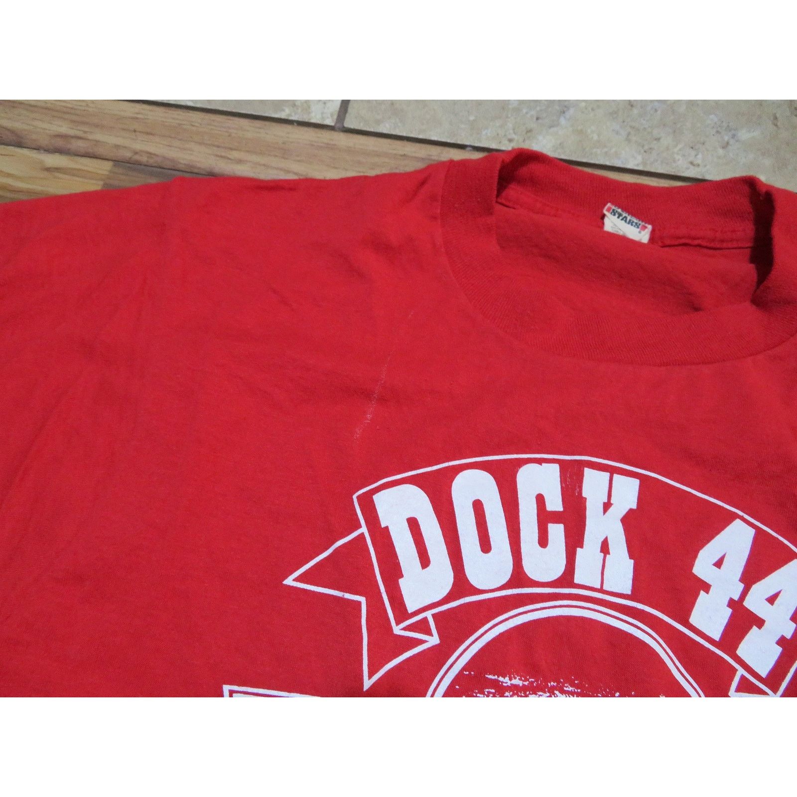 Other Dock 44 Bridge Red White T-shirt Sz M-L Size US M / EU 48-50 / 2 - 4 Thumbnail