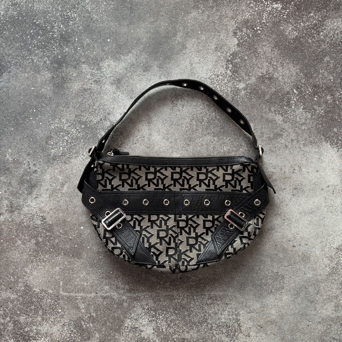 DKNY DKNY Vintage Y2K Glamour Monogram Shoulder Bag Size ONE SIZE - 1 Thumbnail