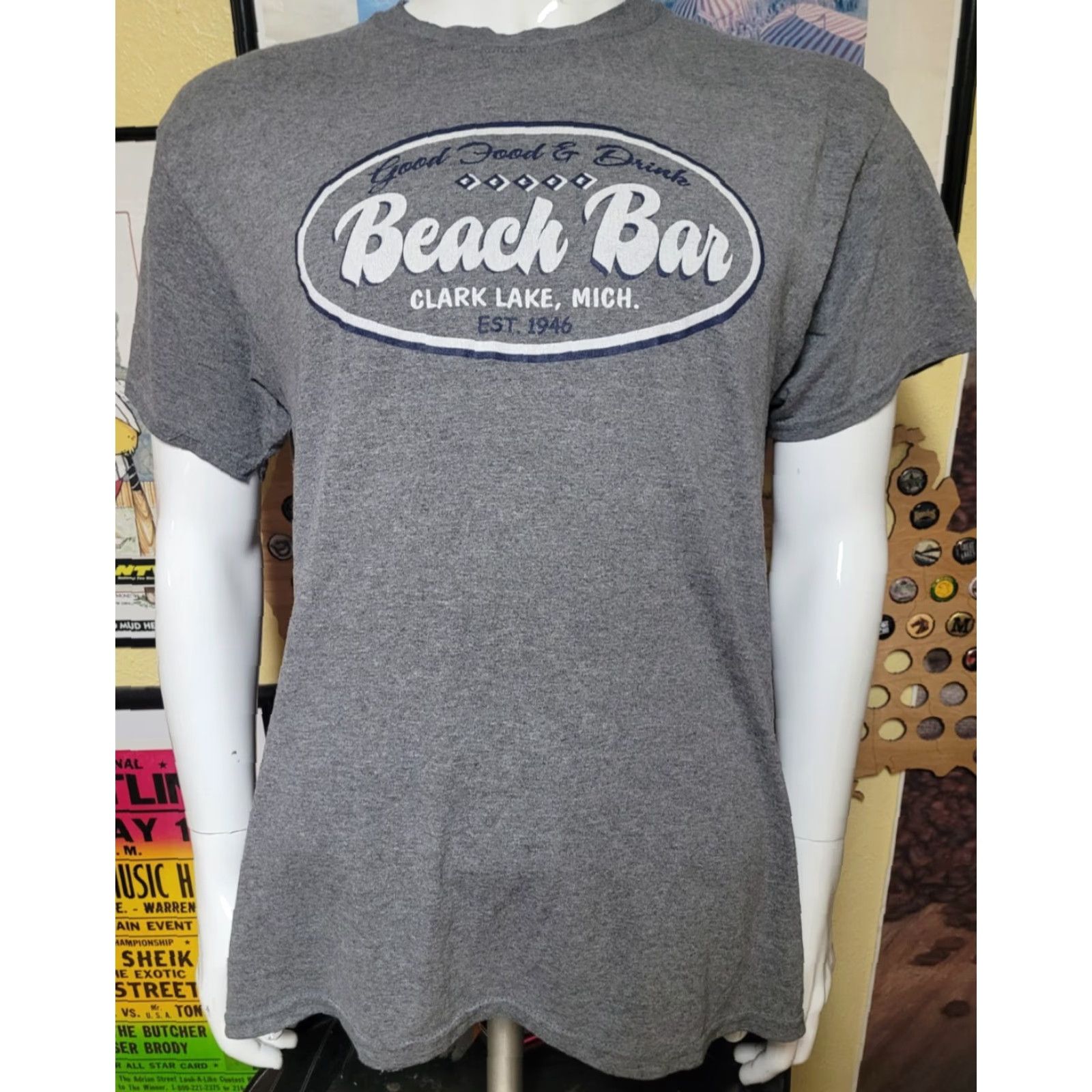 Gildan VINTAGE Beach Bar Clark Lake MI T Shirt Large Restaurant Pub Cafe Nice Size US L / EU 52-54 / 3 - 2 Thumbnail