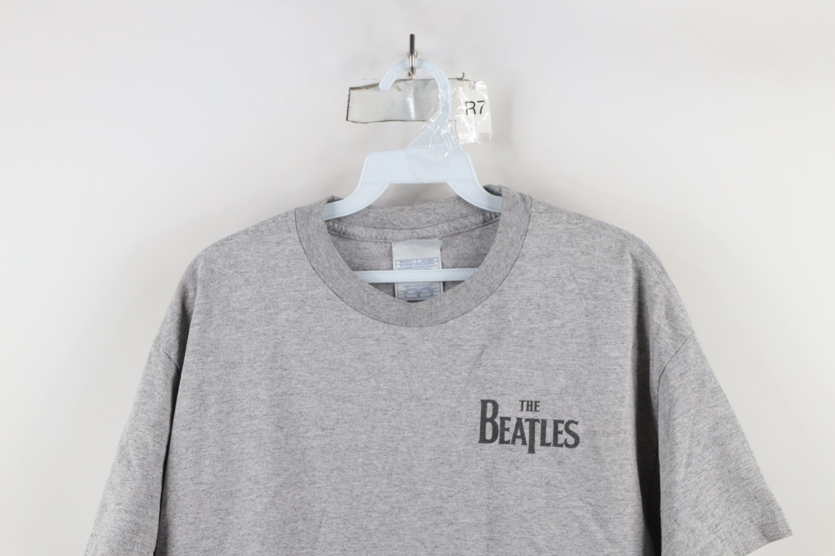 Vintage Vintage Y2K 2002 Cropped The Beatles Band T-Shirt Gray Size L / US 10 / IT 46 - 2 Thumbnail