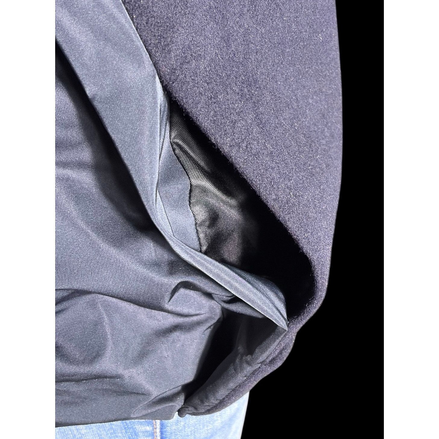 Louis Vuitton 2007 Louis Vuitton Collection Marc Jacobs Silk & Wool Shirt Size M / US 6-8 / IT 42-44 - 13 Thumbnail