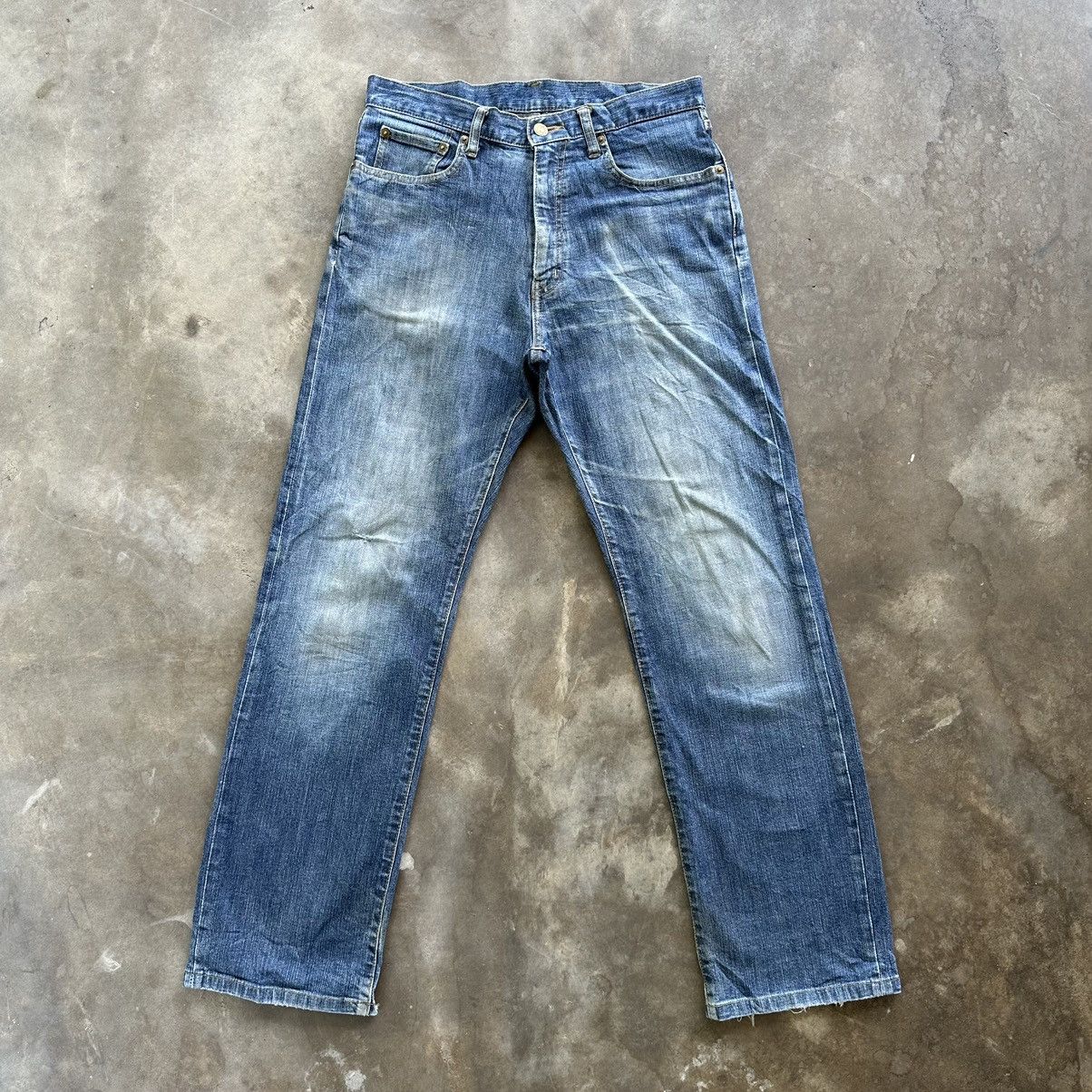Japanese Brand × Jean × Vintage Vintage Japanese Distressed Faded Denim Jean Pant W31 Size US 31 - 1 Thumbnail