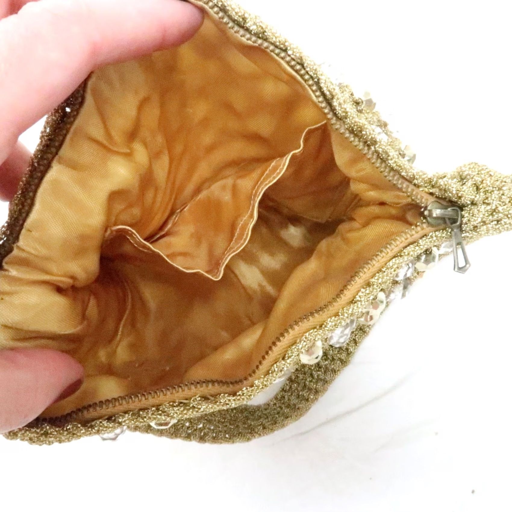 Vintage VINTAGE Walborg Gold Metallic Crochet Knit Beaded Shoulder Bag Purse Small Women Zip Closure 60s Formal Party/Cocktail Beaded Gold Metallic Accent Size ONE SIZE - 4 Thumbnail
