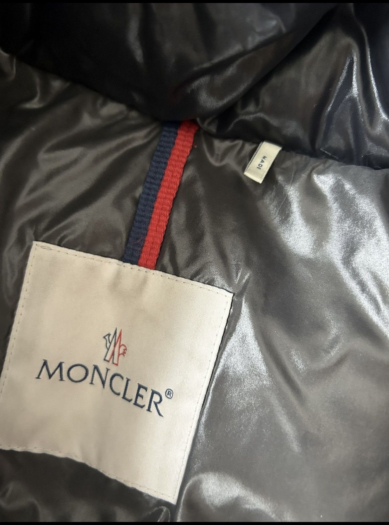 Moncler Moncler Maya Size 4 / Large Size US L / EU 52-54 / 3 - 10 Thumbnail