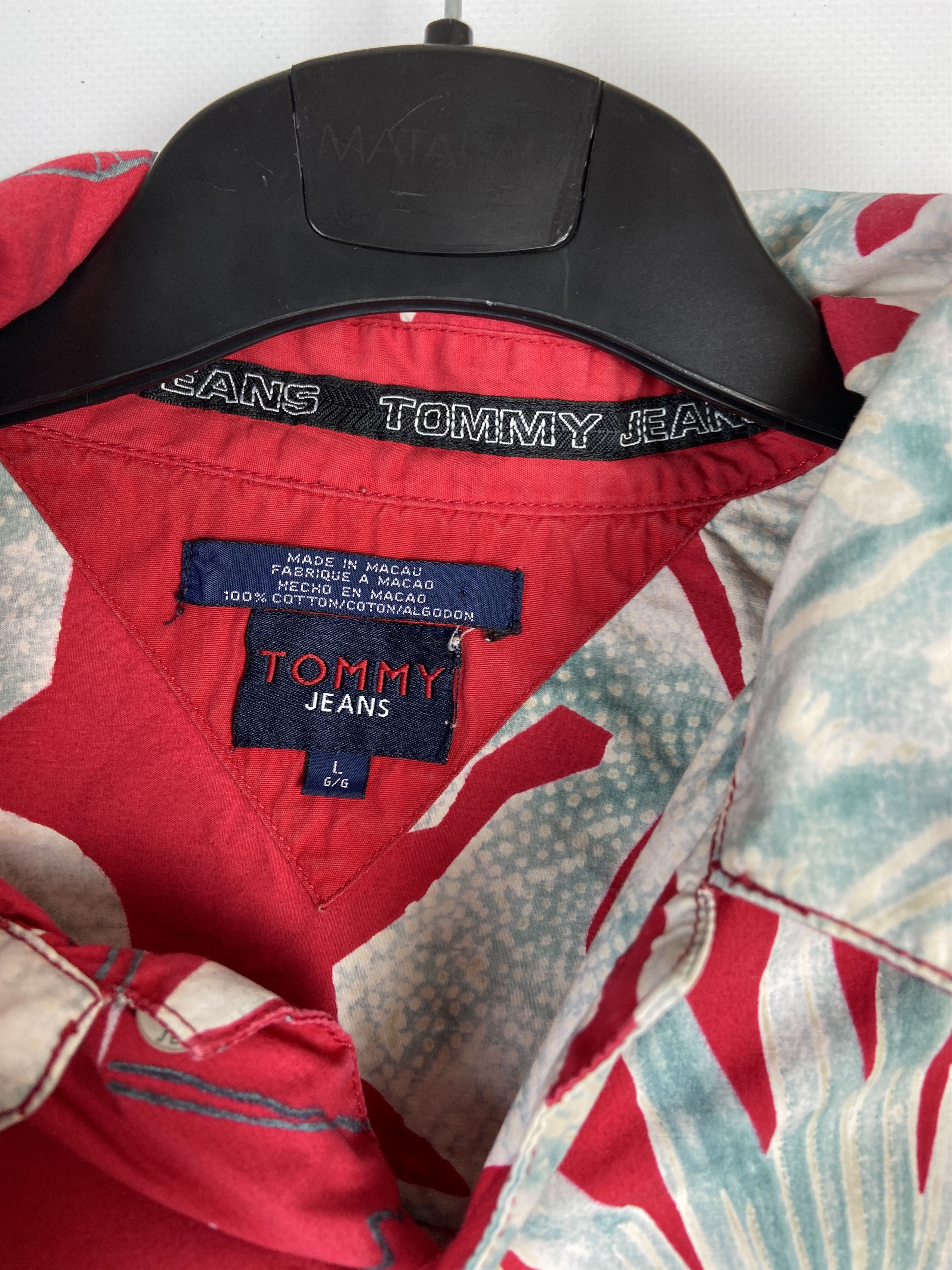 Tommy Hilfiger Vintage Tommy Hilfiger Crazy Aloha Hawaiian Shirt Size US L / EU 52-54 / 3 - 5 Thumbnail
