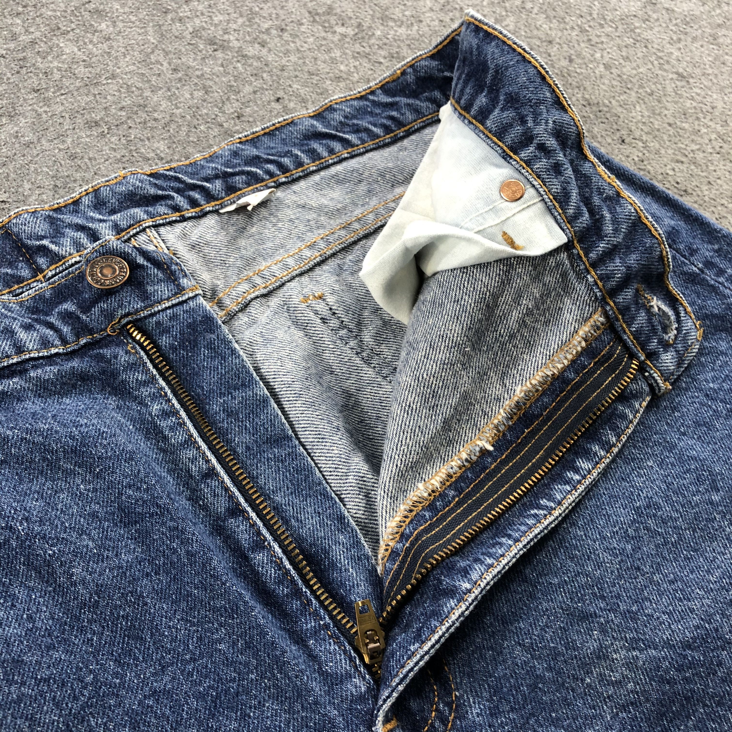 Levi's Vintage 90s Blue Wash Levis 505 Orange Tab Jeans-J2107 Size US 34 / EU 50 - 9 Thumbnail