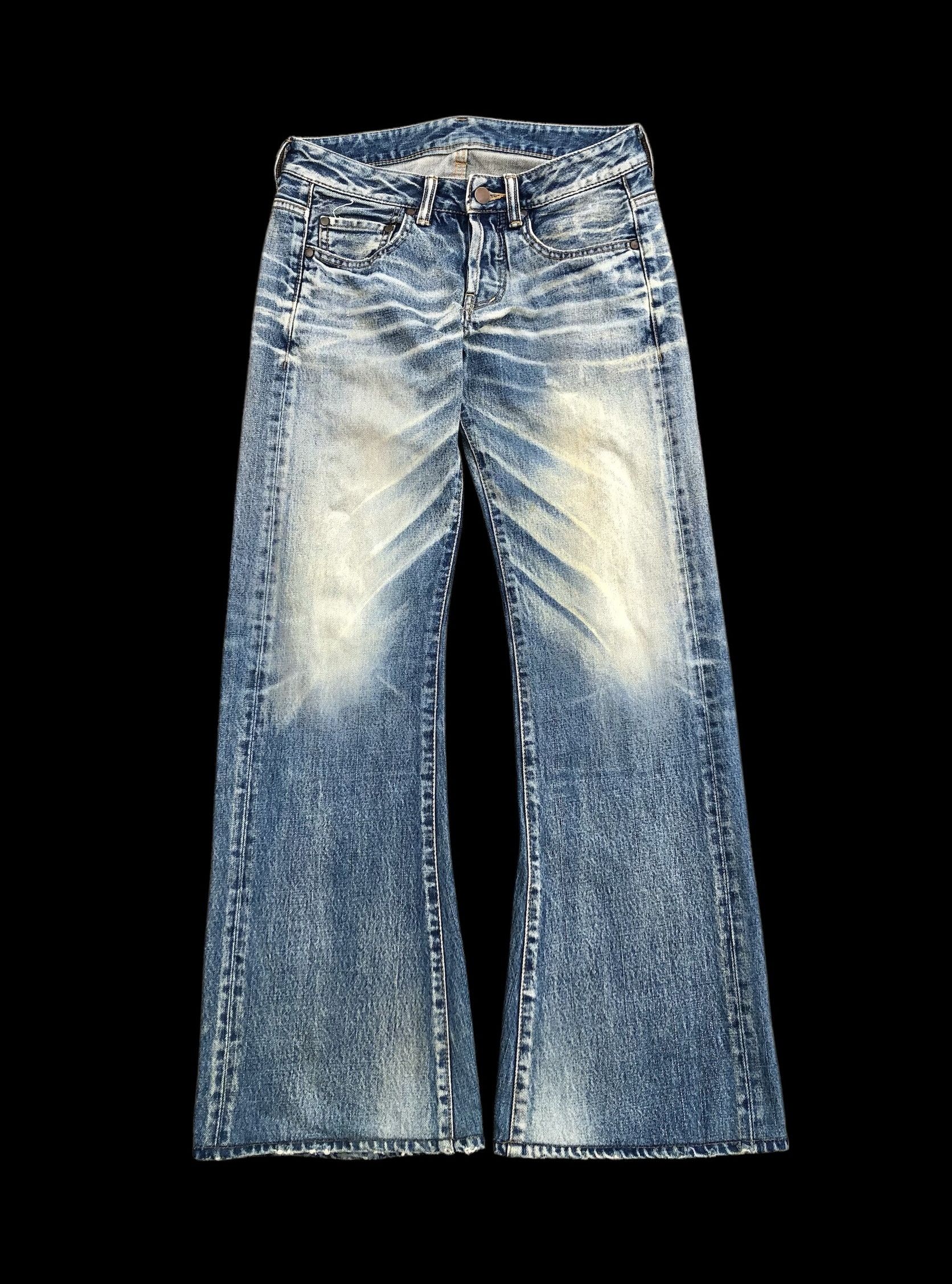 FLARED WASHED BLUE DENIM