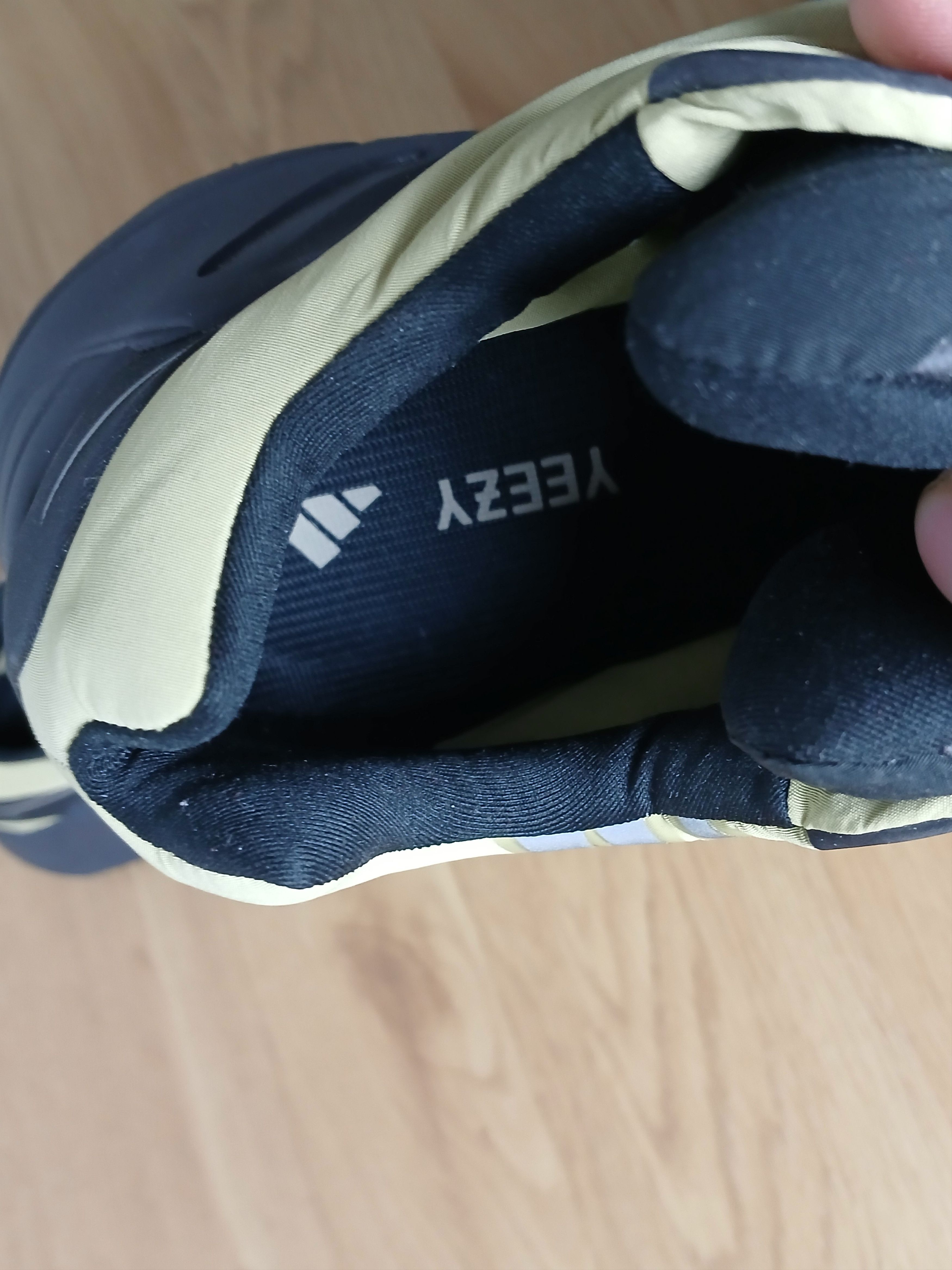 Adidas × Kanye West × Yeezy Adidas Yeezy Boost 700 MNVN Resin Sneakers Size US 9.5 / EU 42-43 - 11 Thumbnail