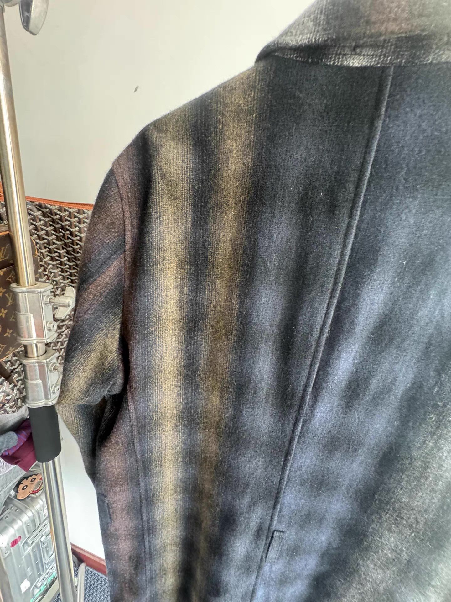 TALKING ABOUT THE ABSTRACTION TALKING ABOUT THE ABSTRACTION Color Gradient Wool Coat Q17 Size US L / EU 52-54 / 3 - 6 Thumbnail