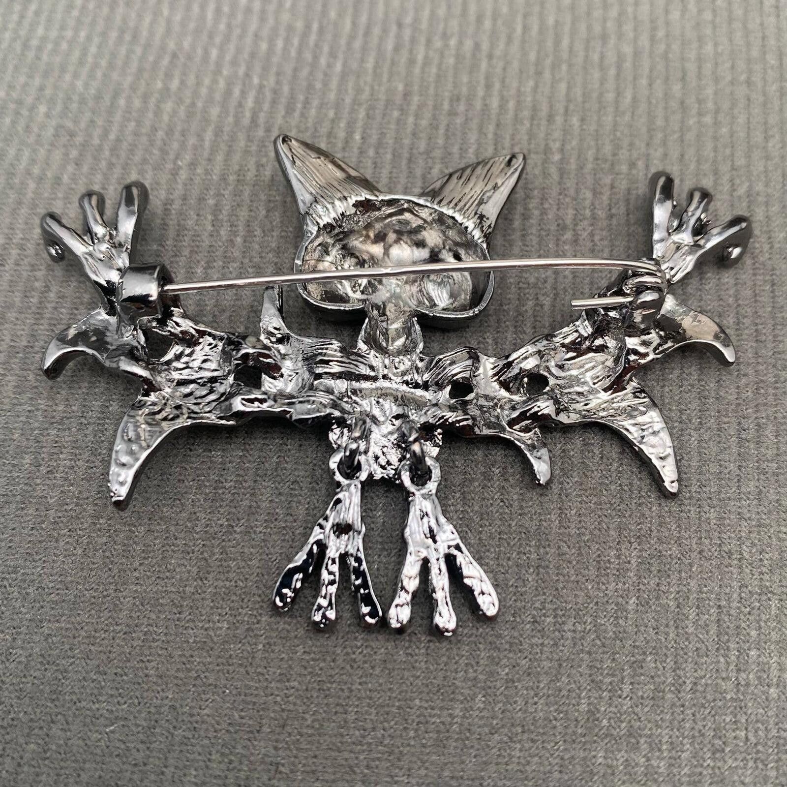 The Unbranded Brand Unique Silver Tone Cat and Bat Gothic Brooch with Red Gem Size ONE SIZE - 3 Thumbnail