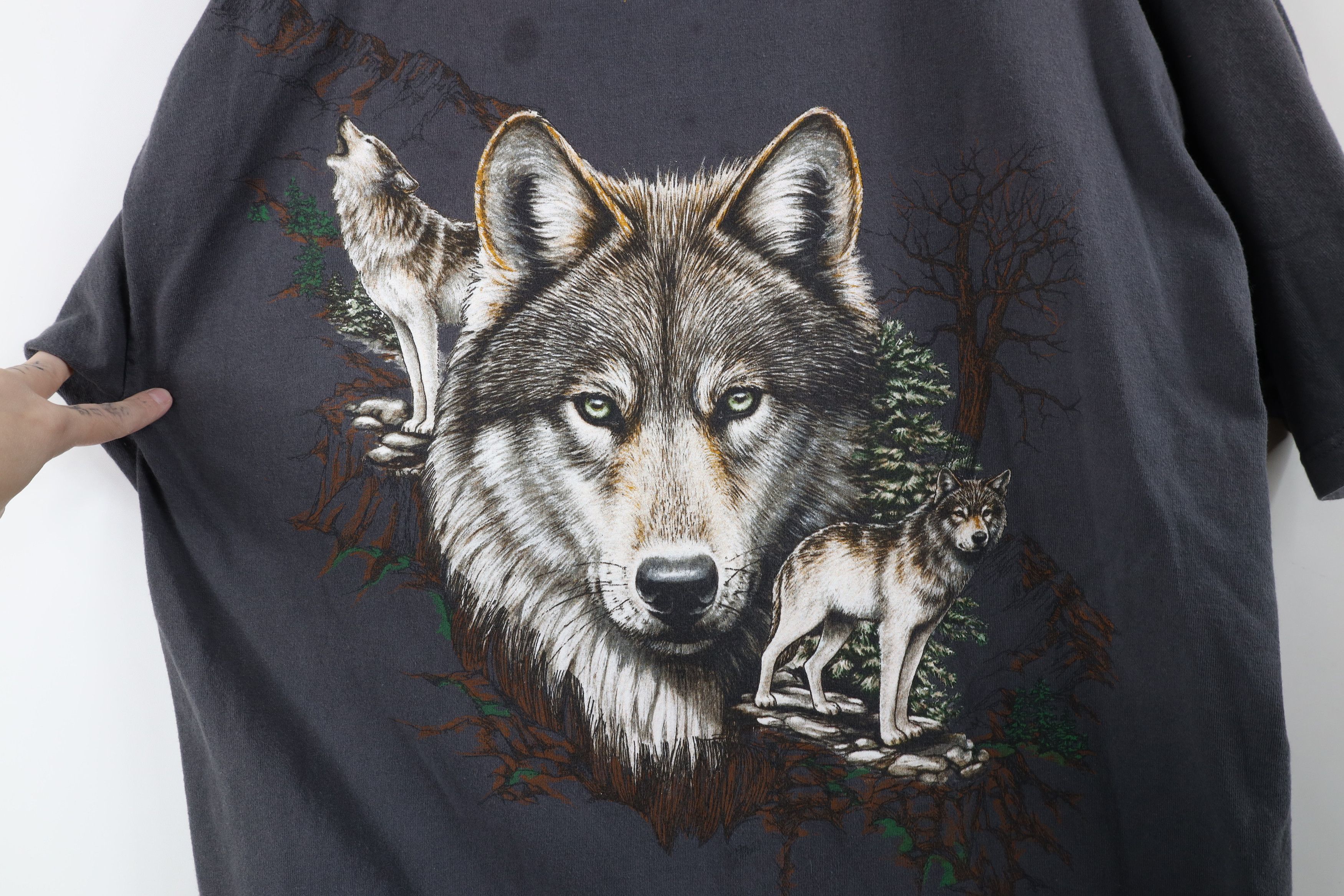 Vintage Vintage 90s Streetwear Nature Wolf Mountains T-Shirt Gray Size US XL / EU 56 / 4 - 5 Thumbnail