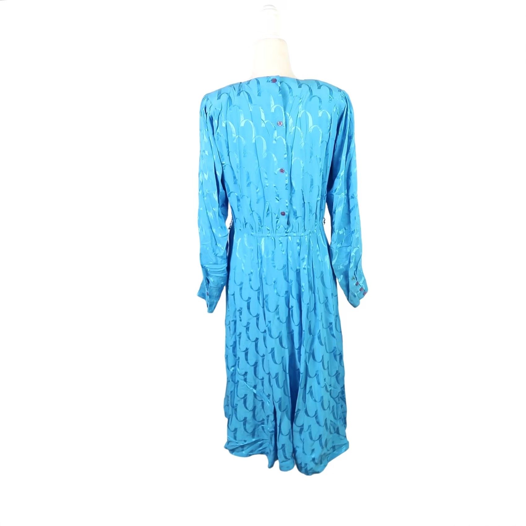 AQUA VINTAGE 80s Aqua Blue Silk Satin Ribbon Print Midi Dress 8P Woman Long Sleeve A-Line Petites 8 Spring 100% Silk Joanie Char Women Size M / US 6-8 / IT 42-44 - 4 Thumbnail