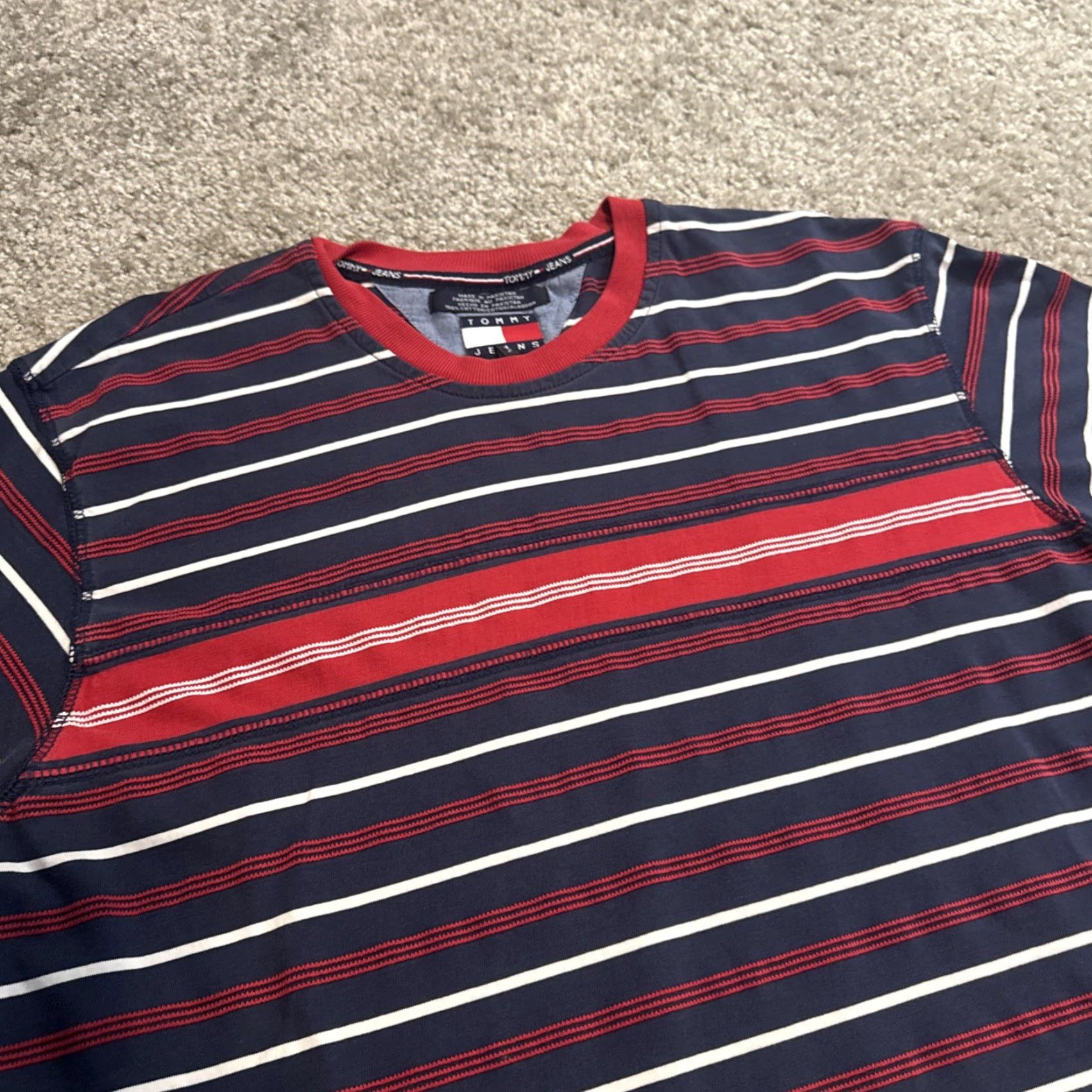 Tommy Hilfiger VINTAGE Tommy Hilfiger Navy Red White Stripe T-Shirt L Men 90s Skater Shirt Size US L / EU 52-54 / 3 - 4 Thumbnail