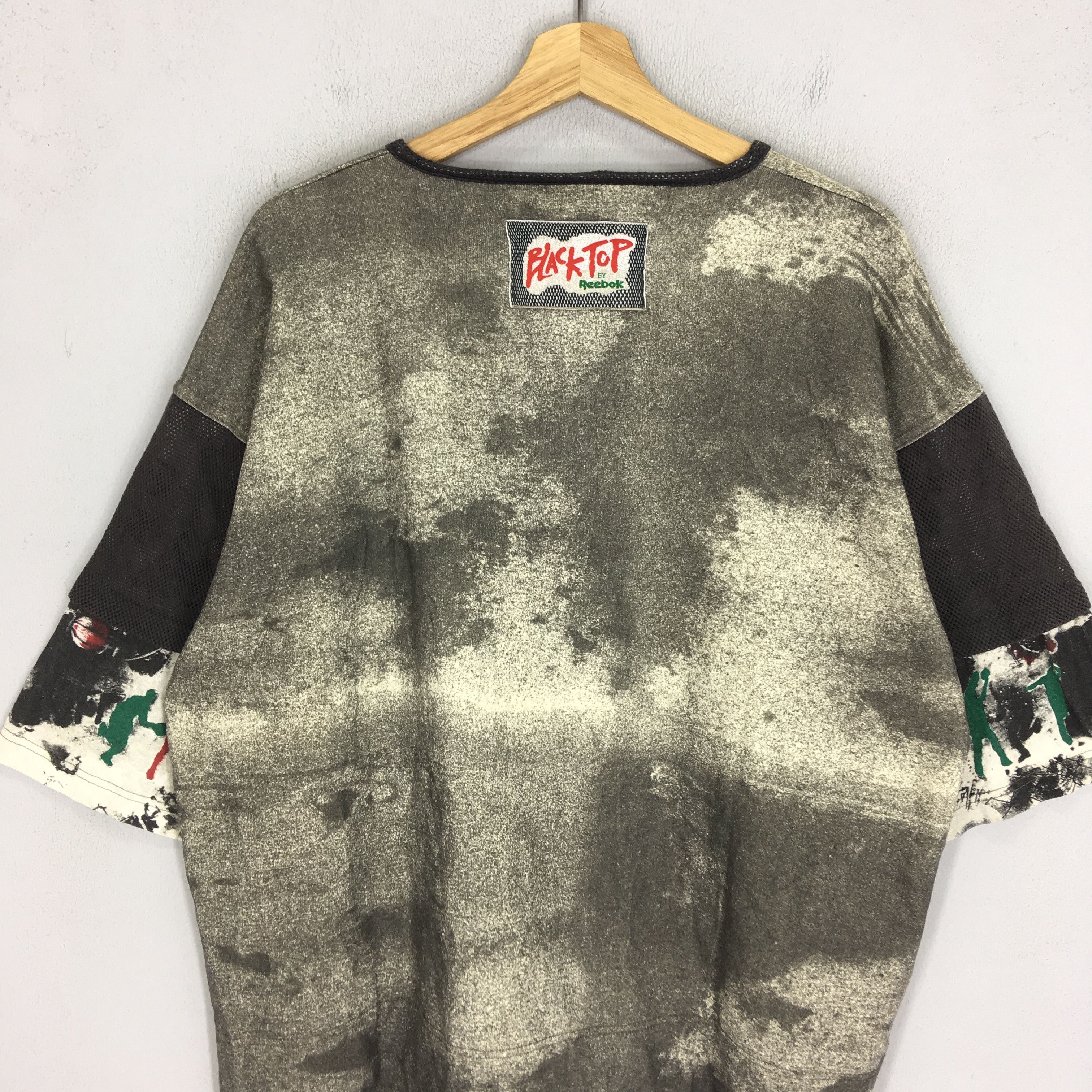 Reebok Vintage 90's Reebok Black Top Baggy Hip Hop Fashion T shirt Size US XL / EU 56 / 4 - 7 Thumbnail
