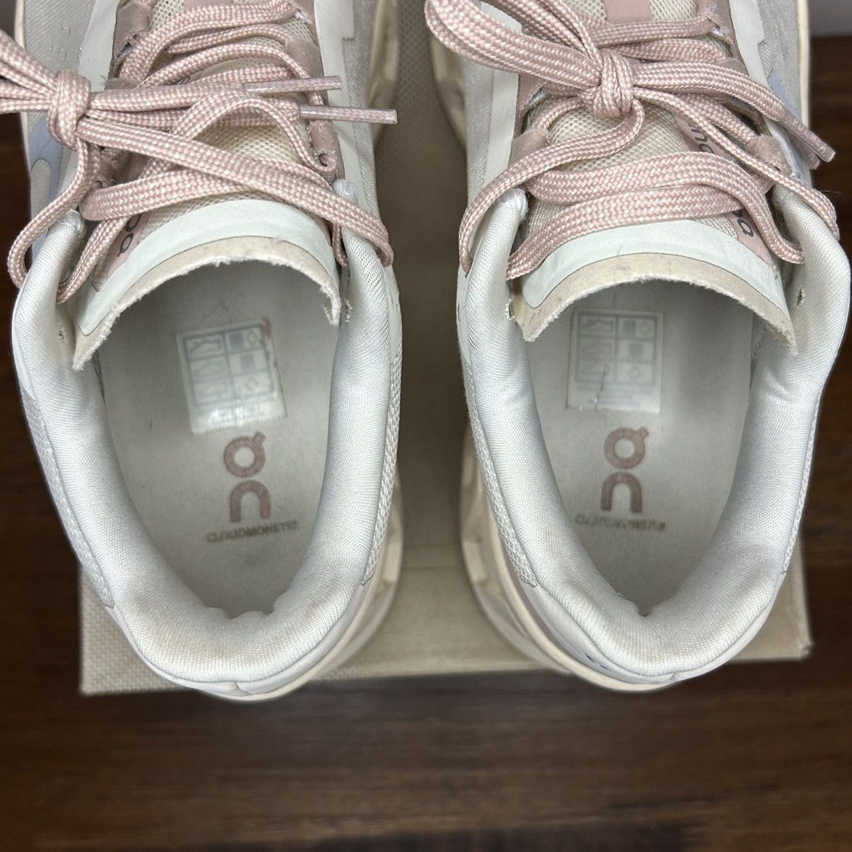 On On Running Cloudmonster Moon Fawn Women’s 9 Size US 9 / IT 39 - 4 Thumbnail