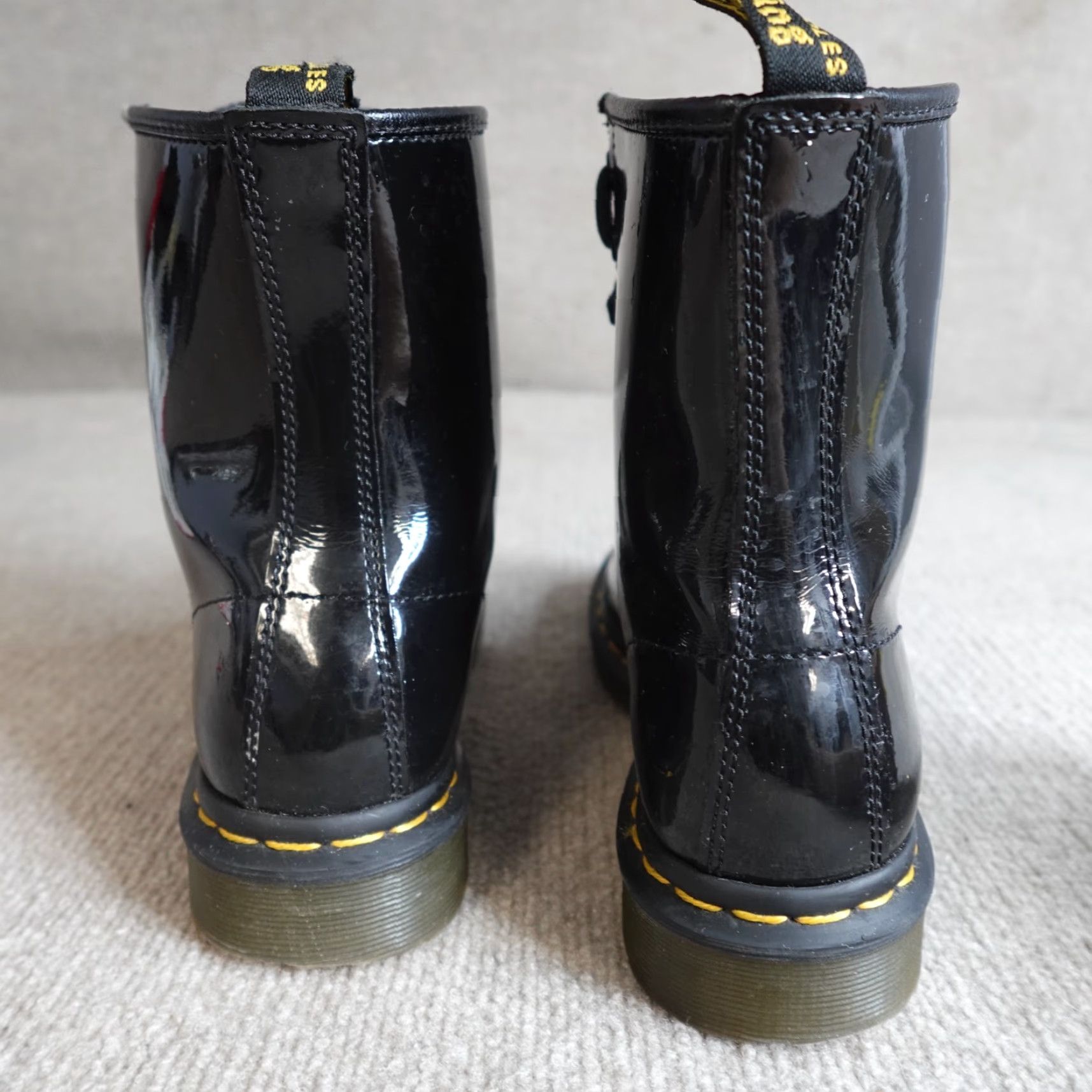 Dr. Martens Dr. Martens Boots Womens 8 Black Solid Patent Leather 8 Eye 1460 Size US 8 / IT 38 - 3 Thumbnail