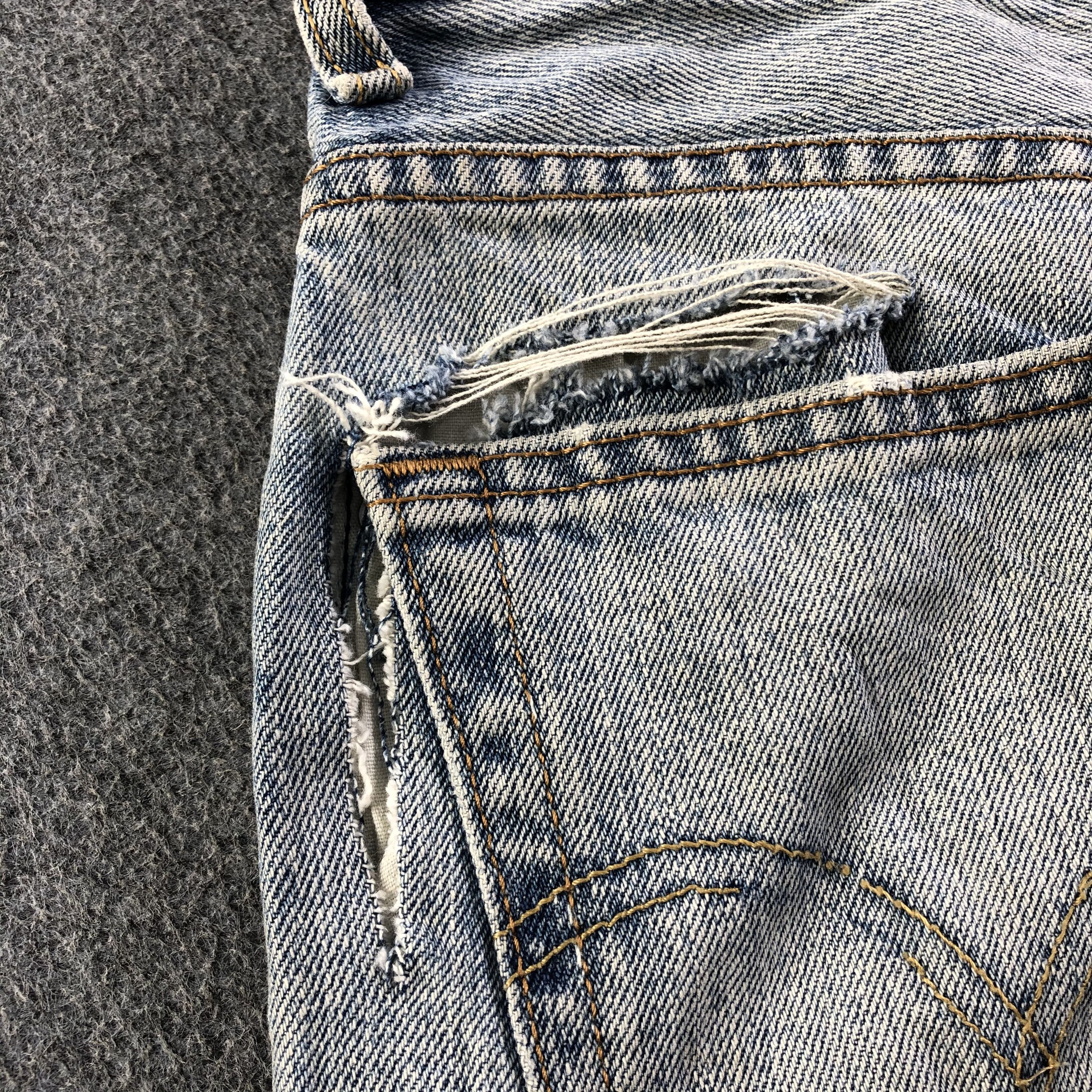 Levi's Vintage Levis 559 Jeans-J3352 Size US 34 / EU 50 - 8 Thumbnail