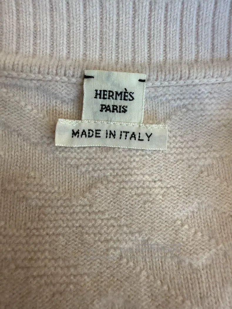 Hermes Hermes Nude pink knit V-neck vest Size XXS / US 00 / IT 34 - 3 Thumbnail