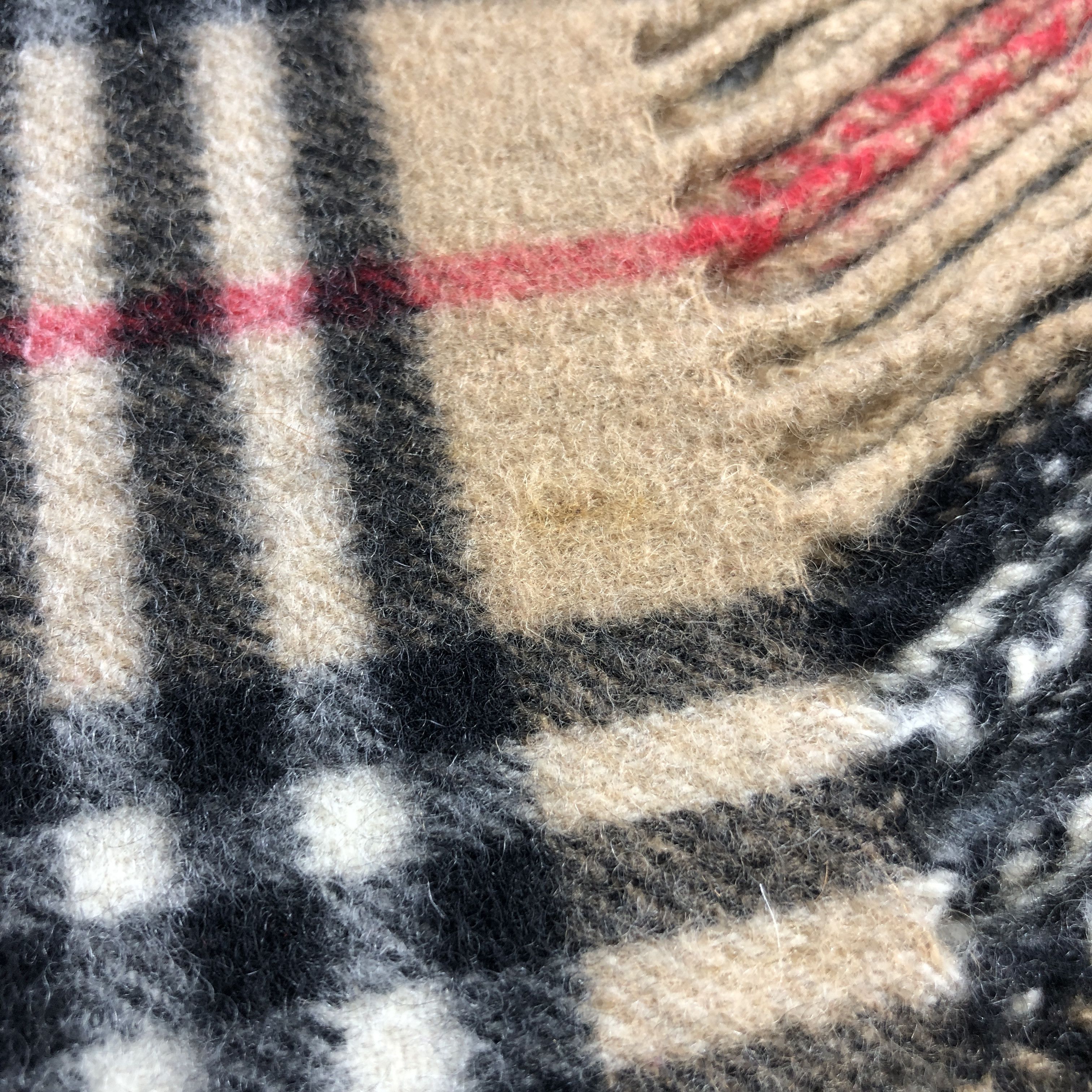 Burberry Burberry Tan Nova Check Cashmere Scarf Muffler V2881 Size ONE SIZE - 16 Thumbnail