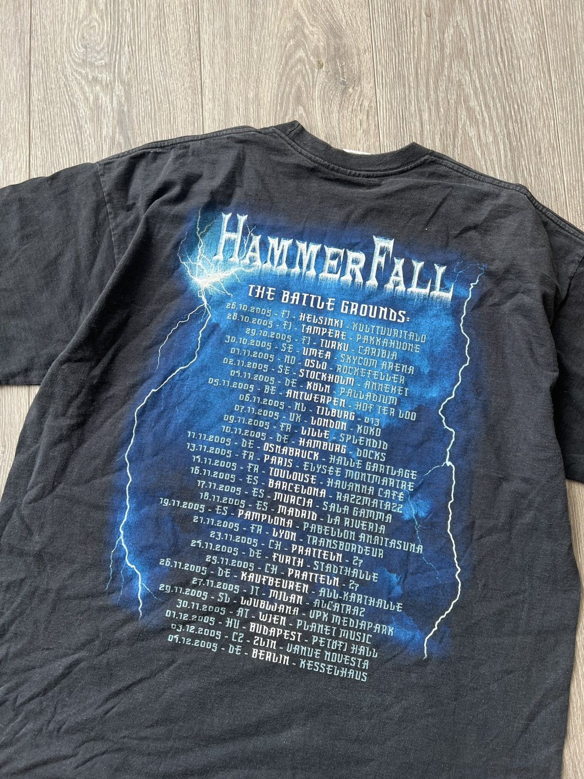 Band Tees Vintage HammerFall 2005 Band Tour T-Shirt Size US XL / EU 56 / 4 - 8 Thumbnail