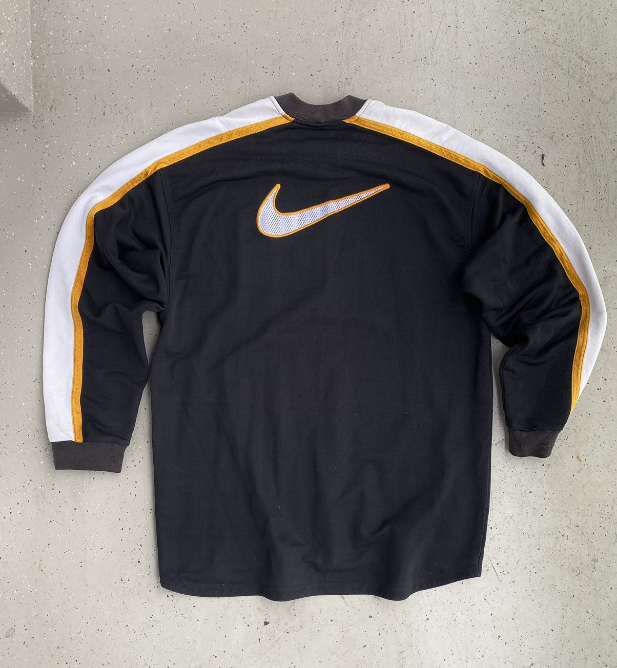 Nike Nike vintage sweatshirt 1992 90-x Pullover Size US XL / EU 56 / 4 - 3 Thumbnail