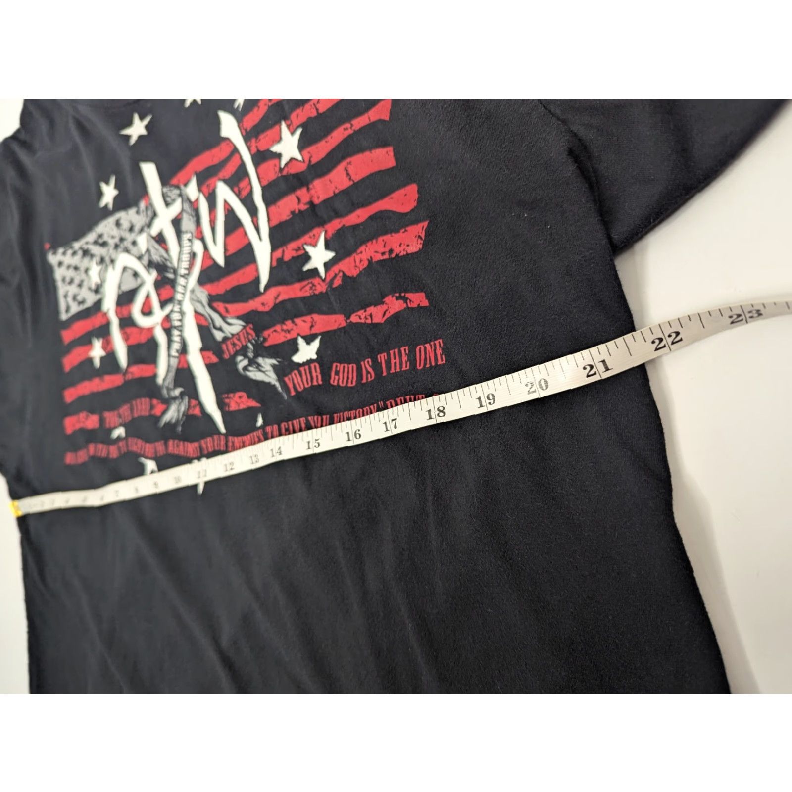 Vintage VINTAGE Not Of This World T-Shirt Men XL Black Not Of This World Jesus T-Shirt Men’s XL Size US XL / EU 56 / 4 - 6 Thumbnail