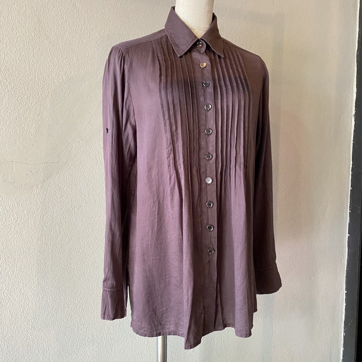 Burberry BURBERRY Purple Pintuck Button-Up Shirt Size XS / US 0-2 / IT 36-38 - 12 Thumbnail