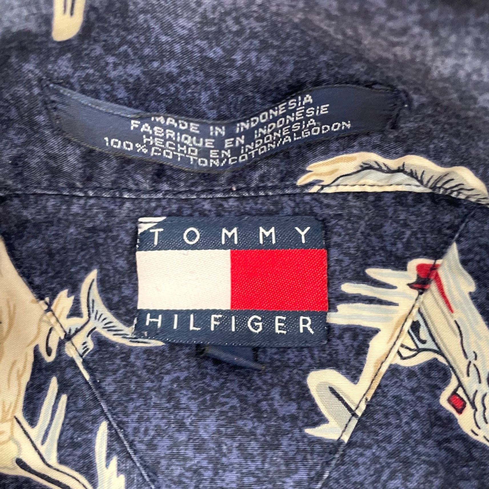 Tommy Hilfiger VINTAGE Tommy Hilfiger Shirt Adult Large Blue Fish Marlin Nautical 90s Mens L Size US L / EU 52-54 / 3 - 7 Thumbnail