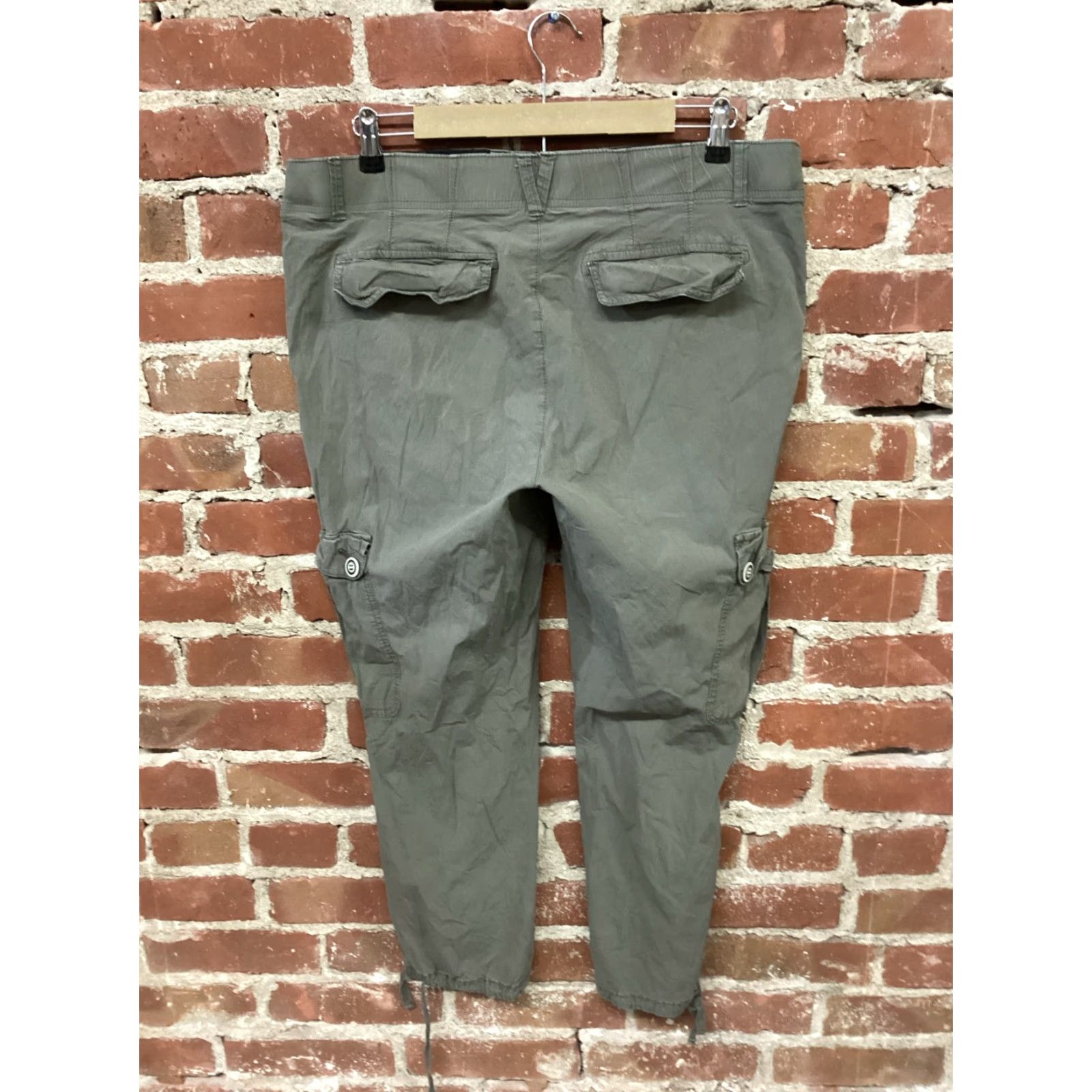 Vintage Democracy Cargo Pants Womens 16 Green Ab Technology Cargo Pants Womens 16 Green Ab Technology Size 38" / US 16 / IT 52 - 4 Thumbnail