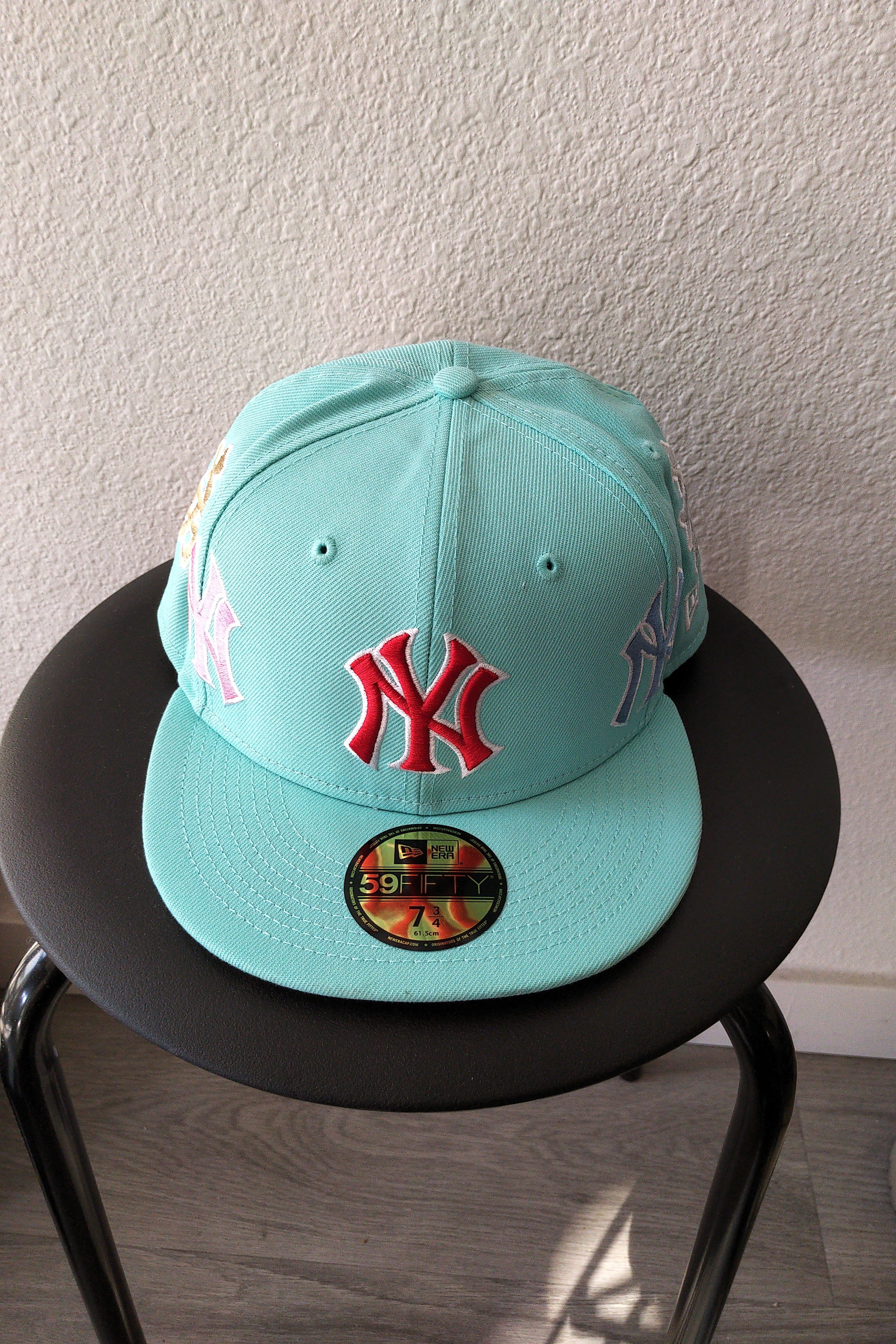 Supreme New Era Eyes of Horus レアサイズ