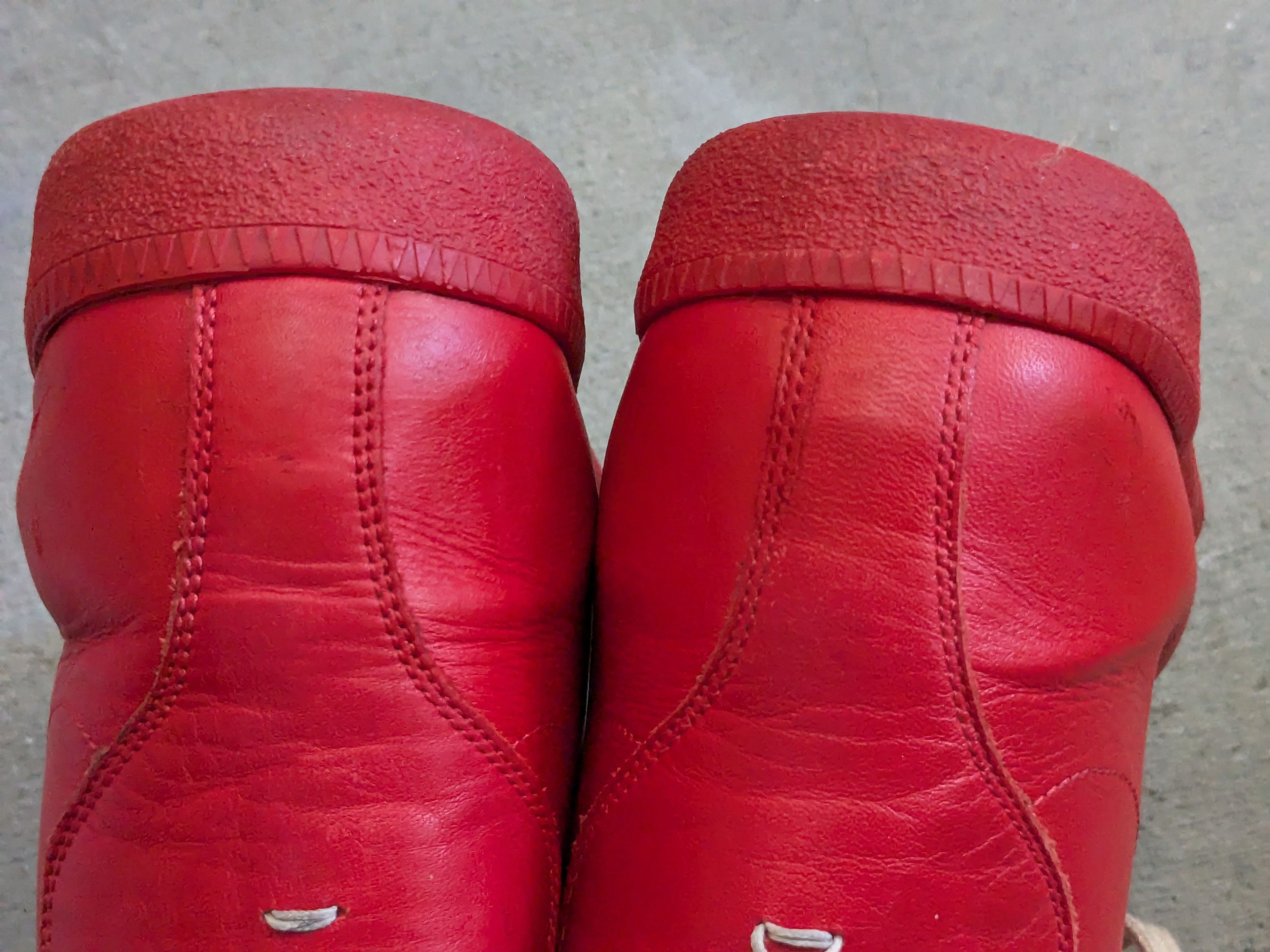 Maison Margiela Maison Margiela GAT Replica Red Paint Splatter 9 42 Leather Size US 9 / EU 42 - 17 Thumbnail