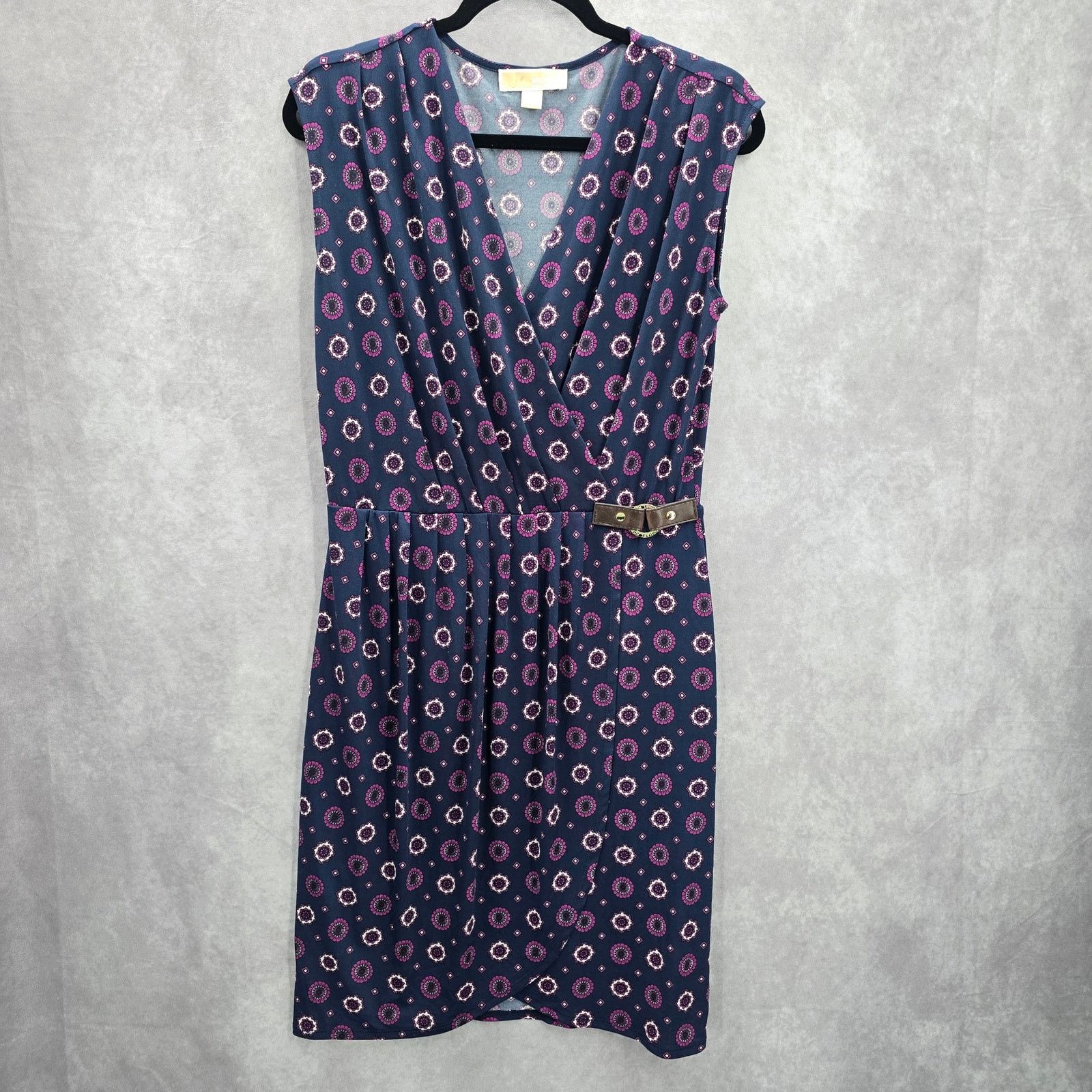 Michael Kors Michael Kors Purple Wrap Floral Sleeveless Buckle Medium Size M / US 6-8 / IT 42-44 - 1 Thumbnail