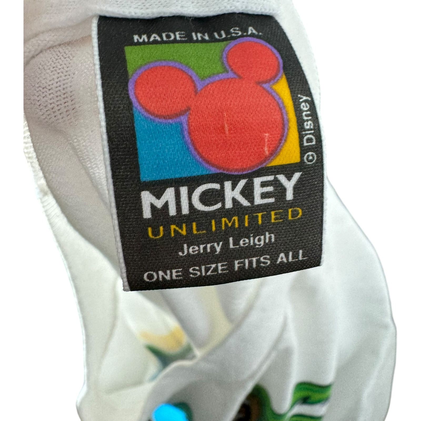 Mickey Unlimited Vintage Mickey & Minnie Vacation Tee Size US XXL / EU 58 / 5 - 7 Thumbnail