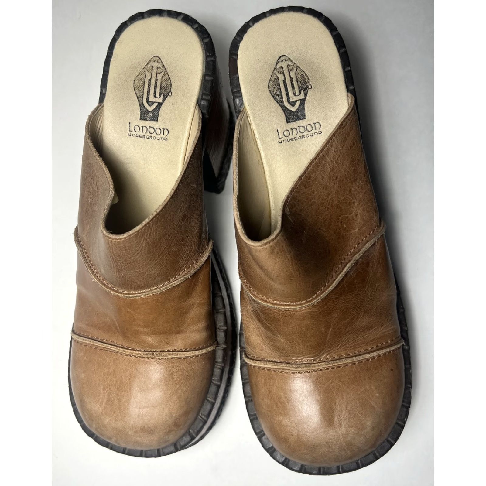 Vintage VINTAGE London Underground Leather Wood Platform Chunky Clogs 7 Women Boot Brown 90s Wedge Platform Slips On Buckle Leather Upper US 7 Size US 7 / IT 37 - 4 Thumbnail