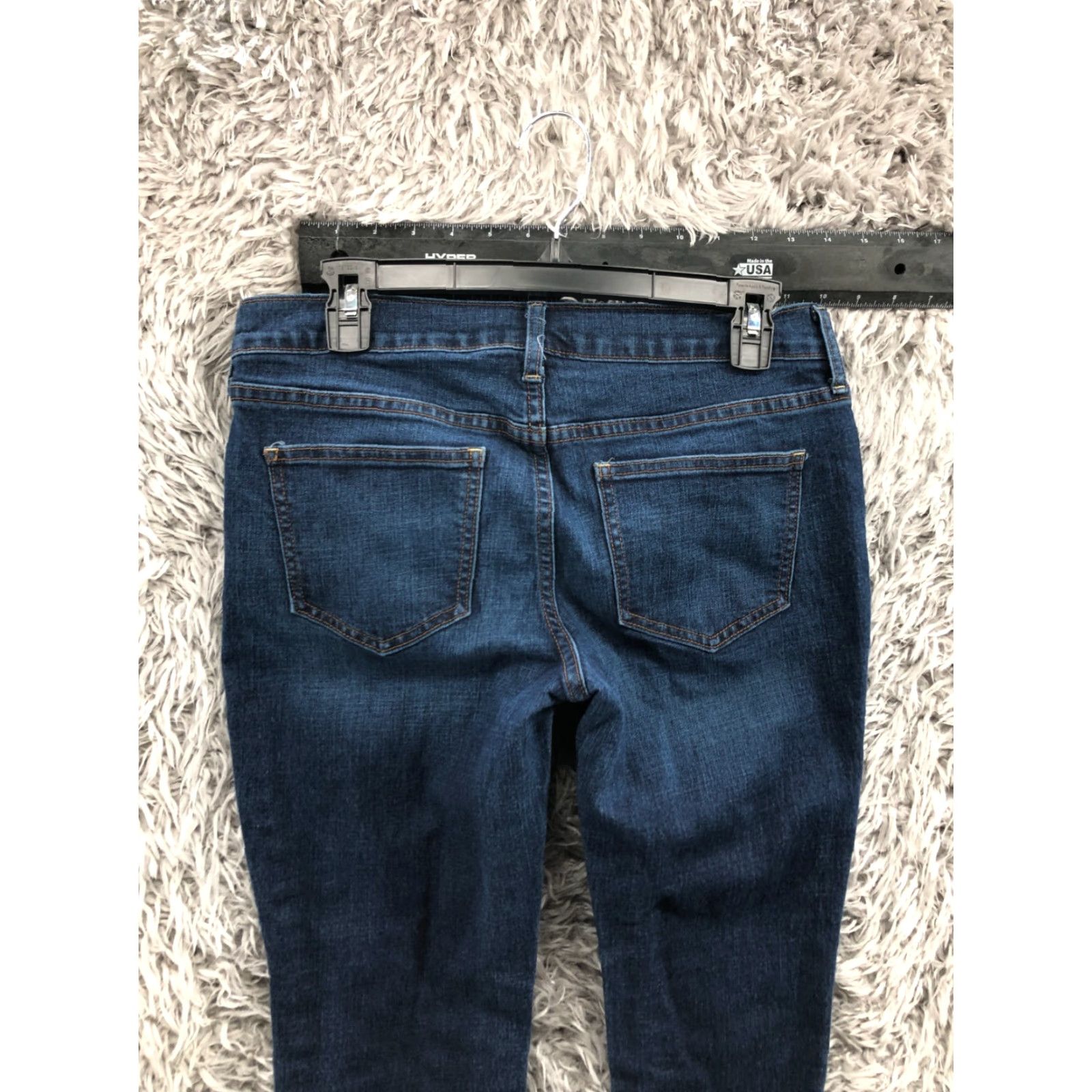 Old Navy Old Navy The Diva Skinny Jeans Jeans Womens Regular 32 Blue 8 Short Mid Wash Denim 5-Pocket Size 30" / US 8 / IT 44 - 6 Thumbnail