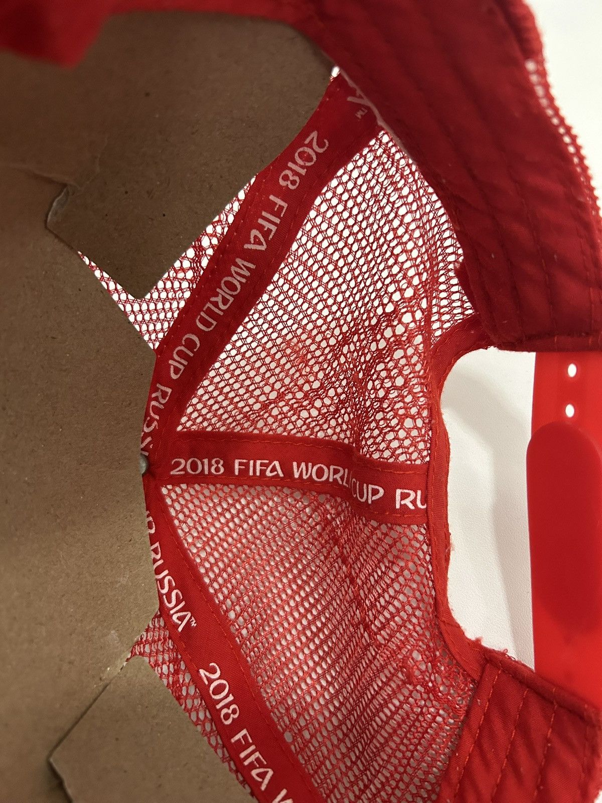 Vintage 2018 FIFA World Cup Russia Adjustable Trucker Hat Size ONE SIZE - 6 Thumbnail