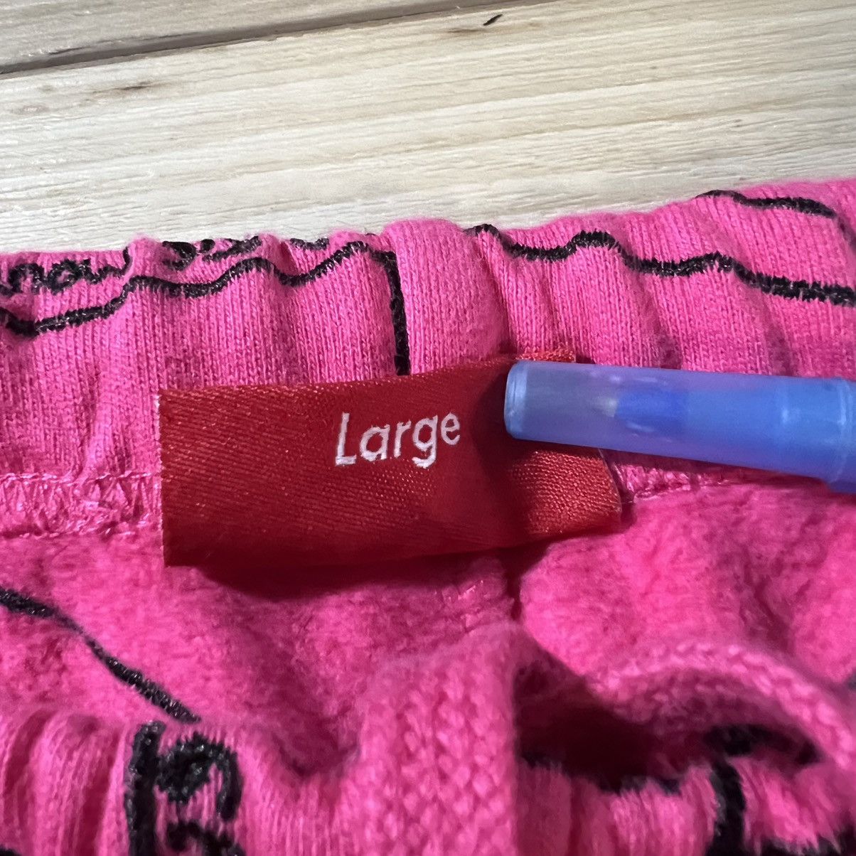 Supreme Supreme Gonz Embroidered Streets Pink Sweat Shorts Size US 34 / EU 50 - 9 Thumbnail